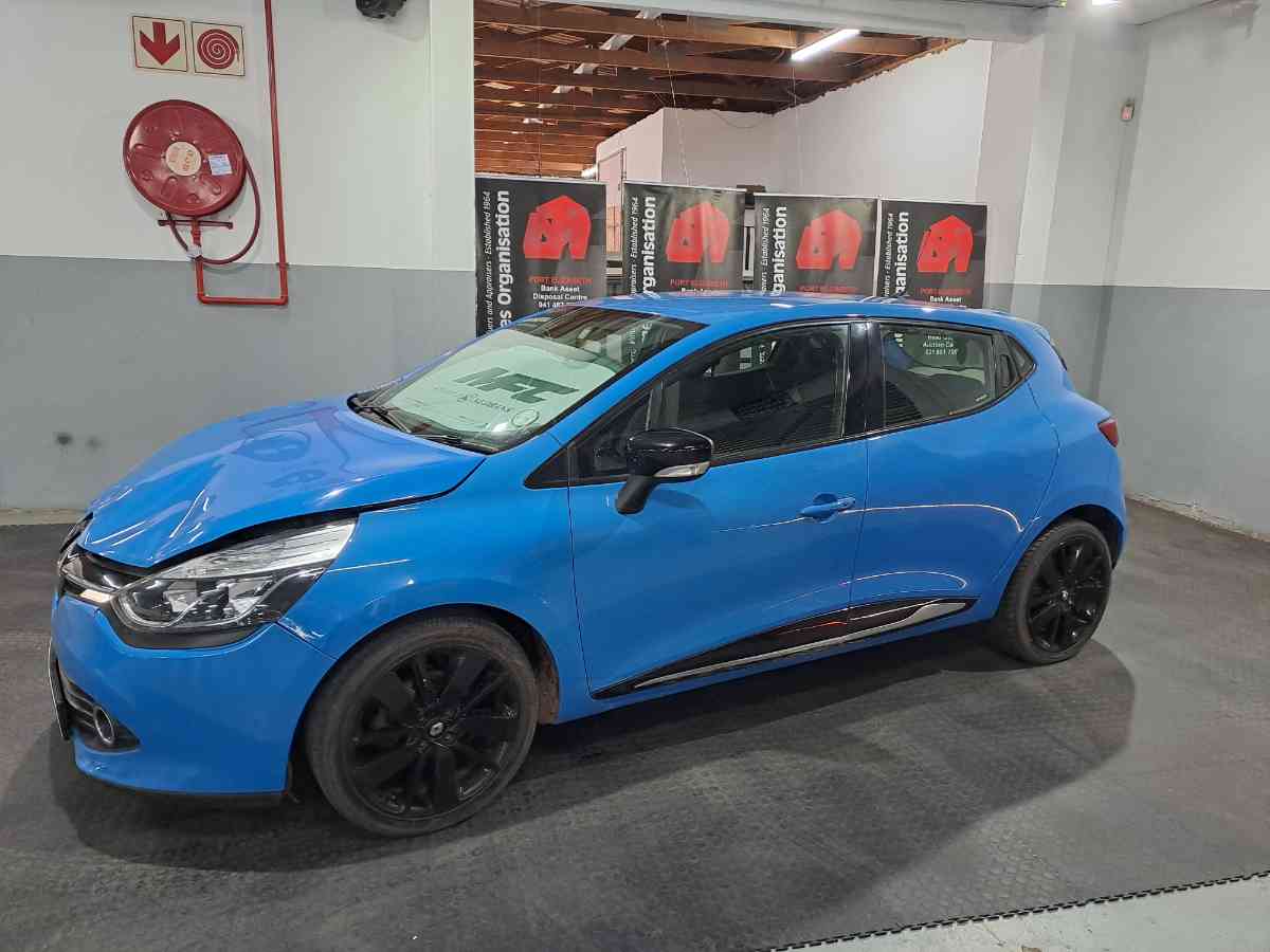 2013 RENAULT CLIO IV 900T DYNAMIQUE 5DR (66KW)