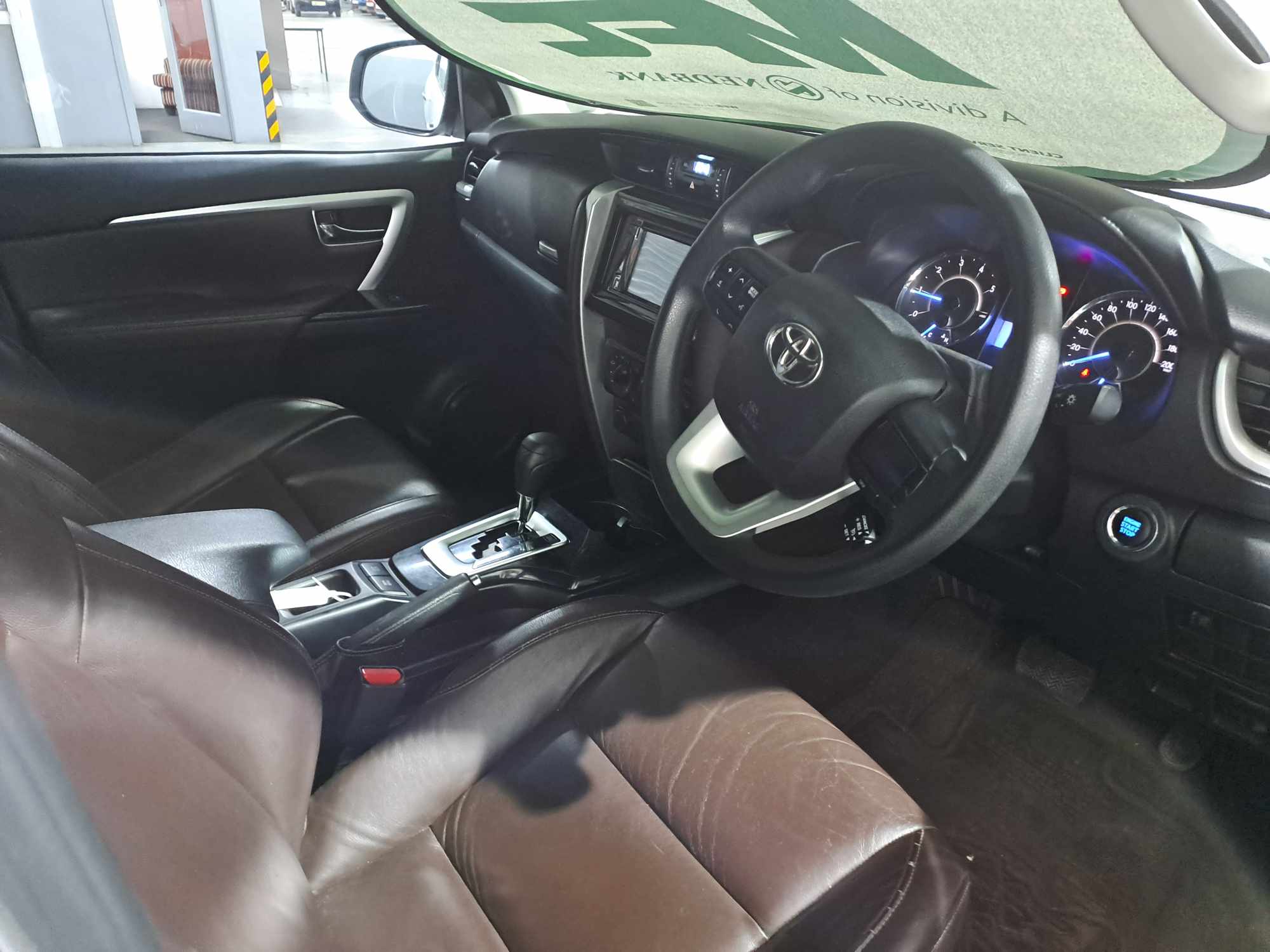 2017 TOYOTA FORTUNER 2.4 GD-6 R/B A/T thumbnail 2
