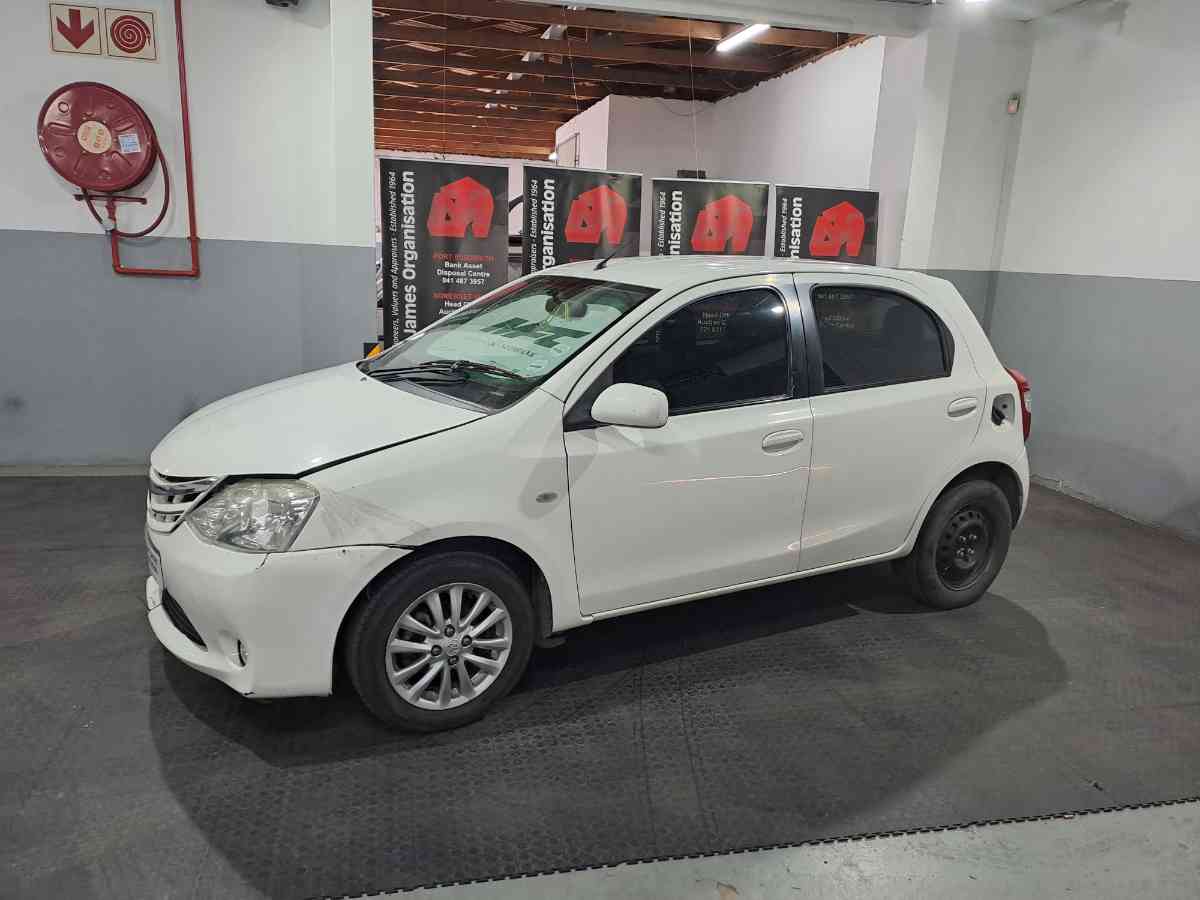 2017 TOYOTA ETIOS 1.5 XS/SPRINT 5DR