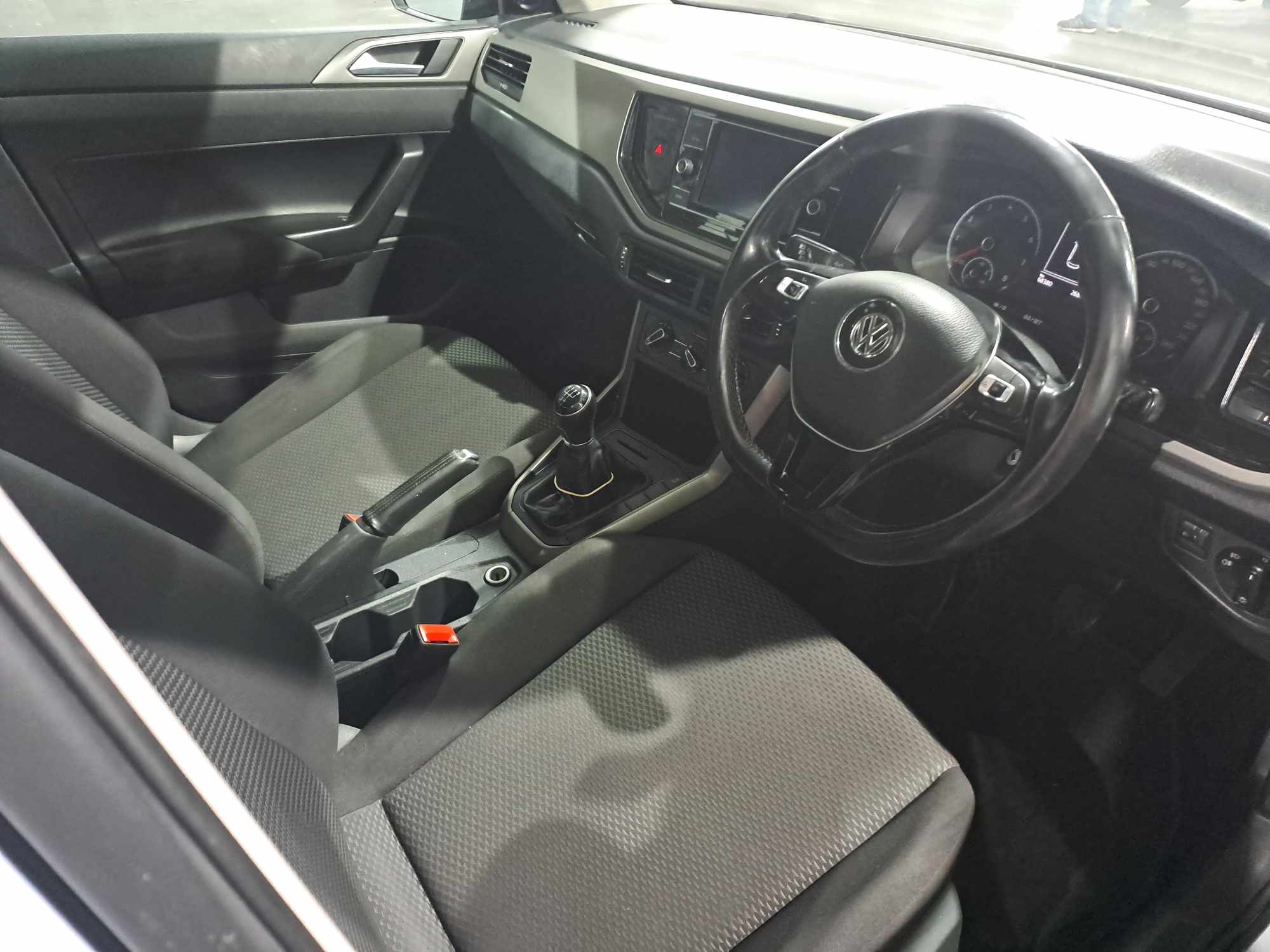 2020 VOLKSWAGEN POLO 1.0 TSI TRENDLINE thumbnail 3