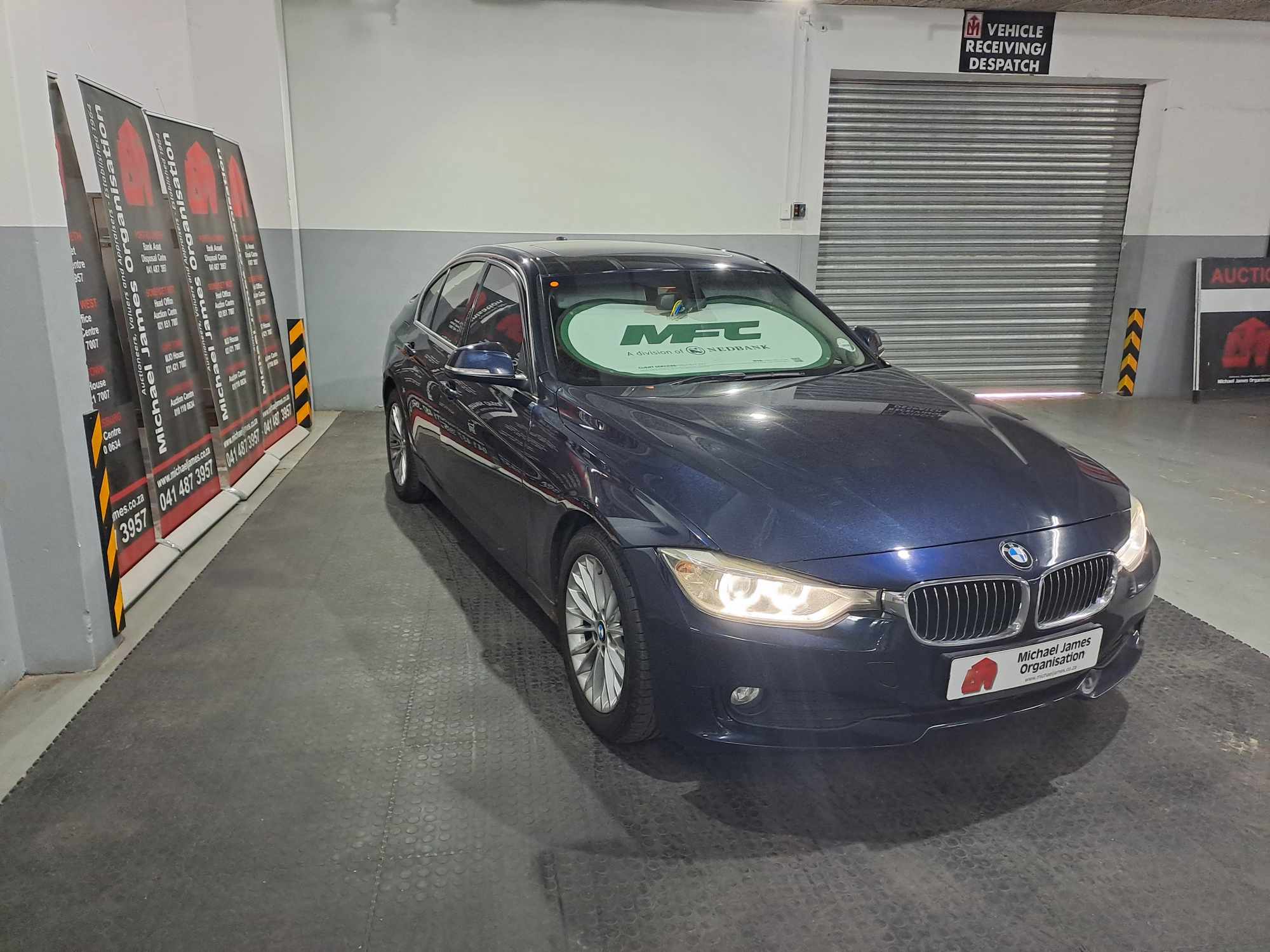 2012 BMW 320i LUXURY LINE A/T (F30) thumbnail 7