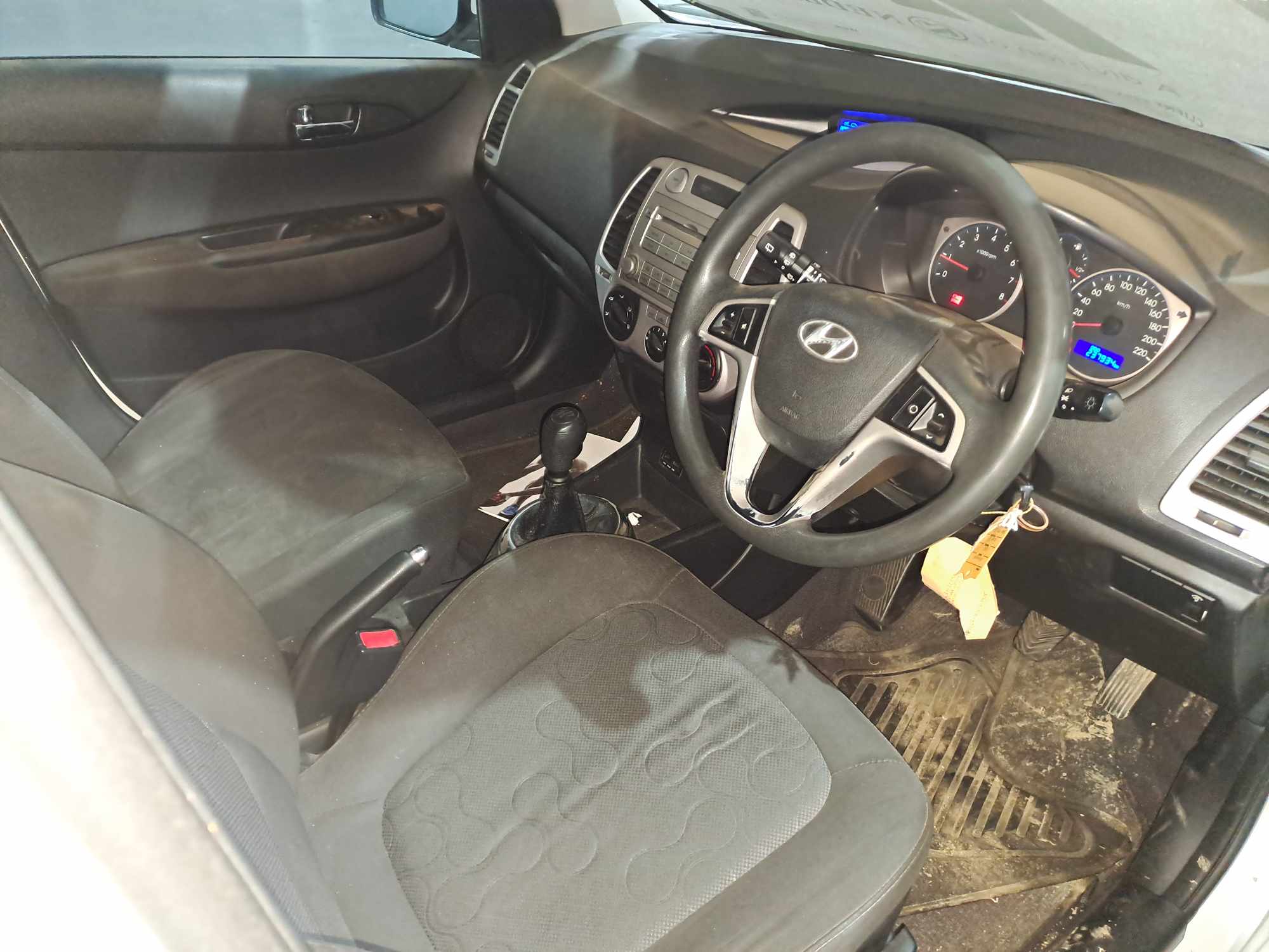 2011 HYUNDAI I20 1.4 thumbnail 5