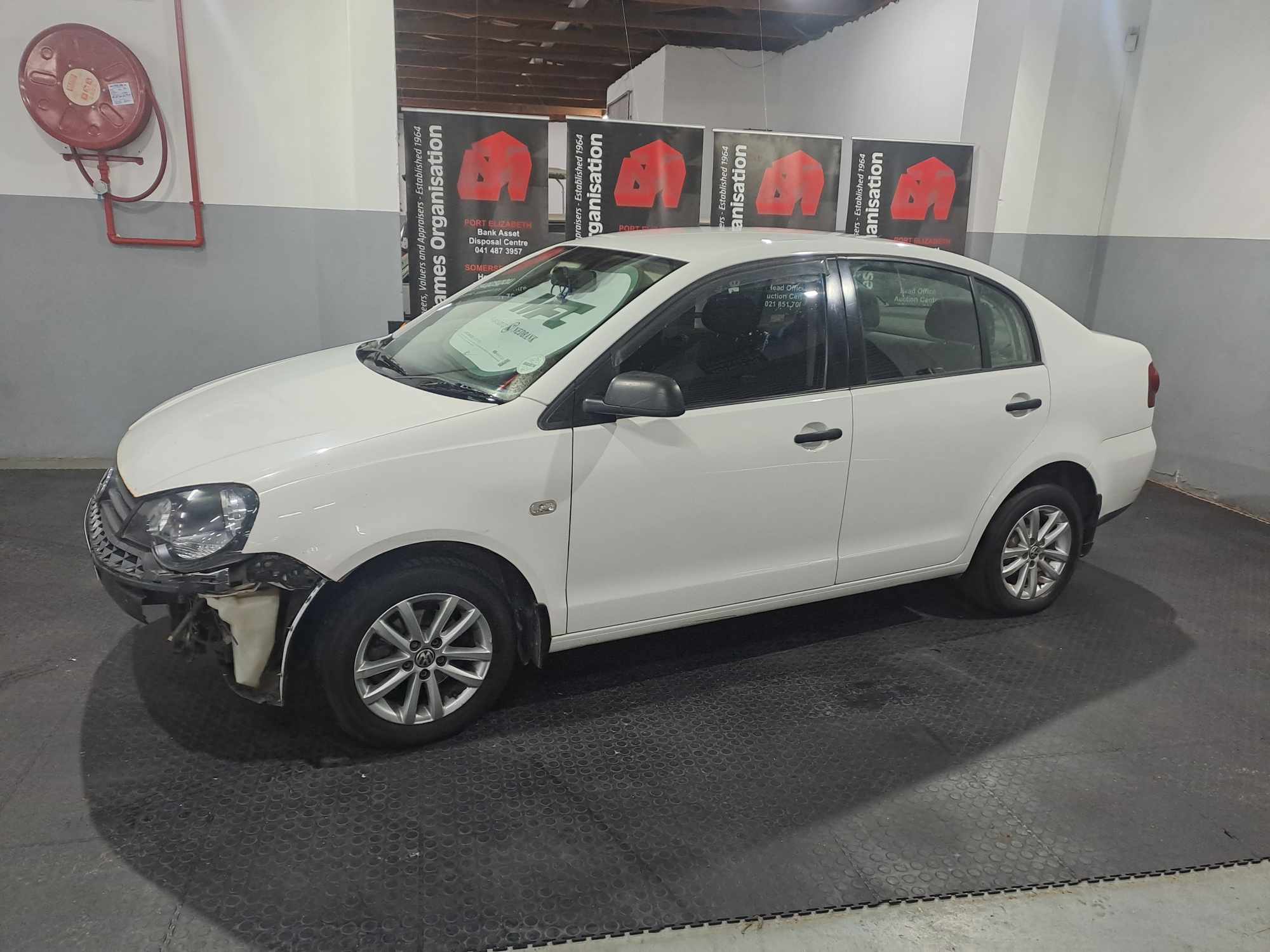 2011 VOLKSWAGEN POLO VIVO 1.4 TRENDLINE thumbnail 6