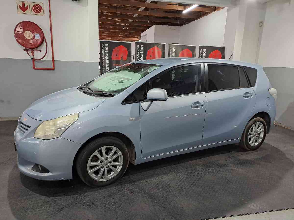 2011 TOYOTA VERSO 2.0 D-4D TX