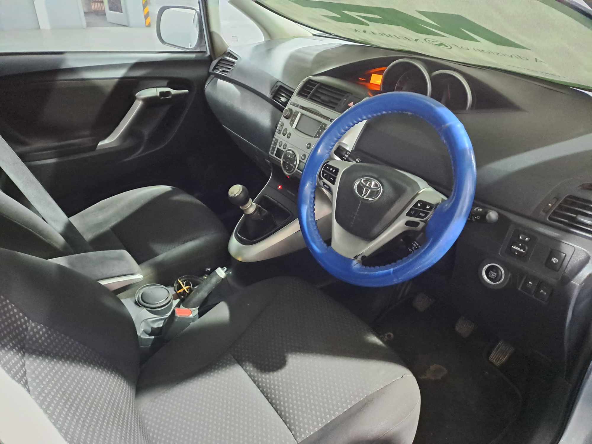 2011 TOYOTA VERSO 2.0 D-4D TX thumbnail 4