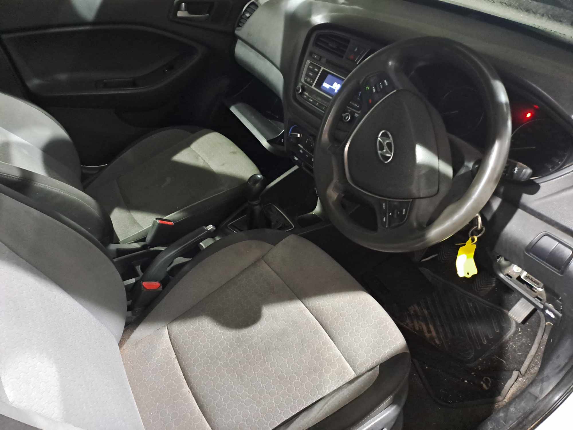 2015 HYUNDAI I20 1.2 MOTION thumbnail 3