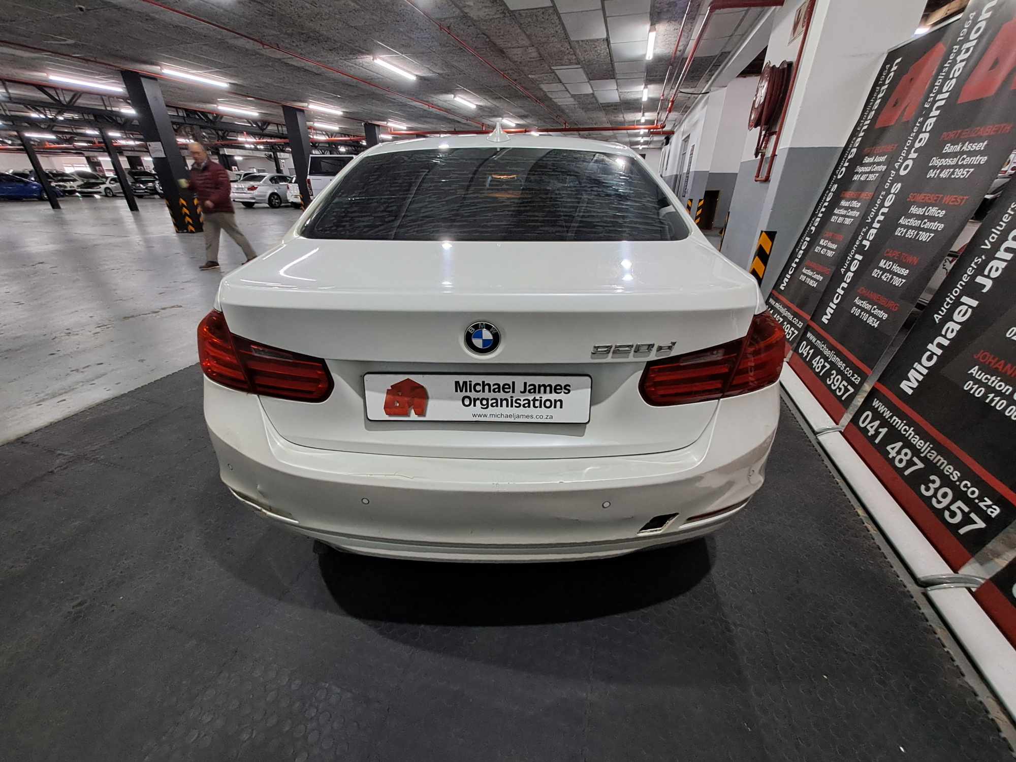 2013 BMW 320D (F30) thumbnail 6