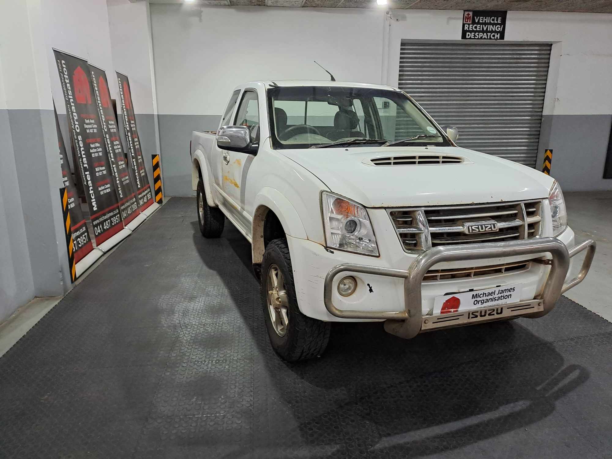 2008 ISUZU KB300 D TEQ LX 4X4 E/CAB P/U thumbnail 5