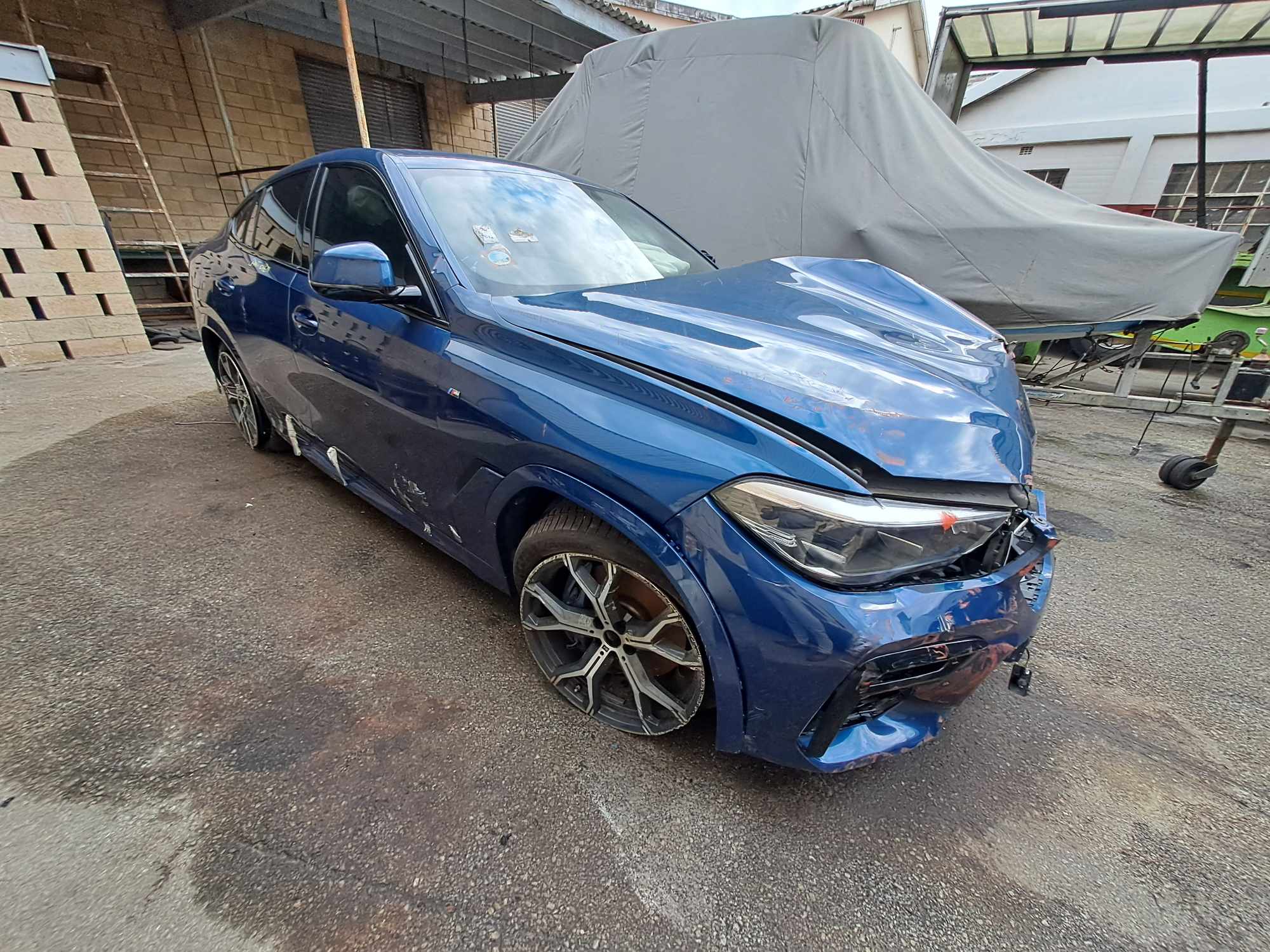 2021 BMW X6 XDRIVE30D M SPORT A/T (G06) thumbnail 4