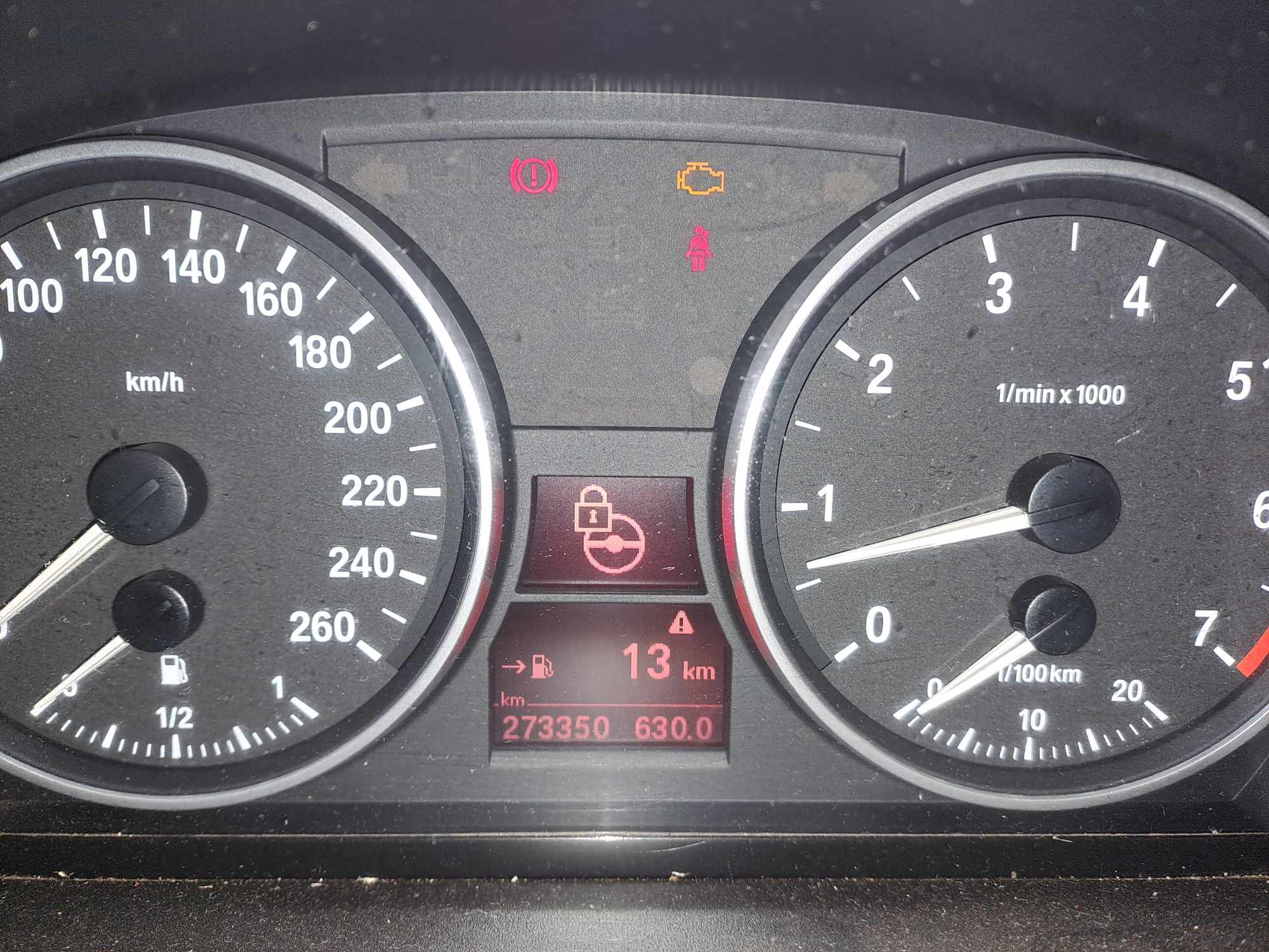 2007 BMW 323i (E90) thumbnail 6
