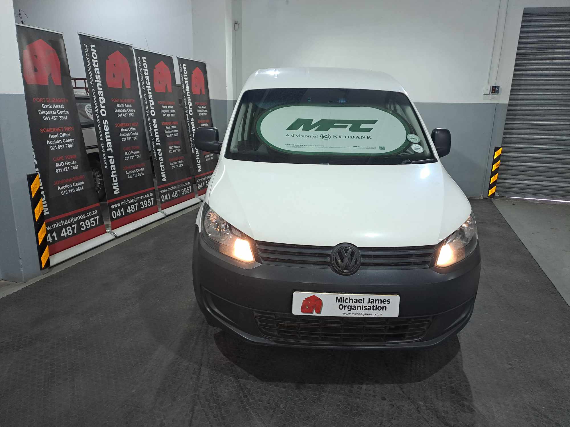 2015 VOLKSWAGEN CADDY 1.6i (75KW) F/C P/V thumbnail 8