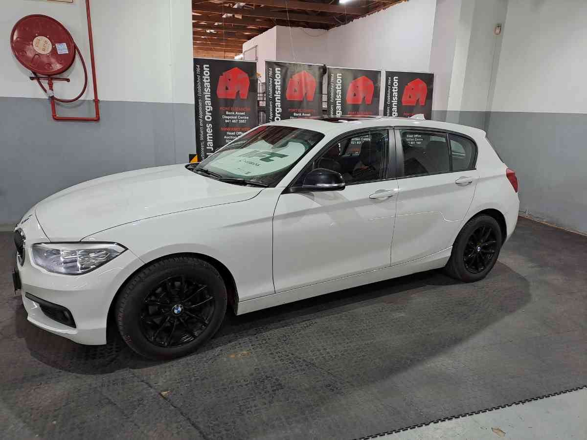 2016 BMW 118i 5DR A/T (F20)