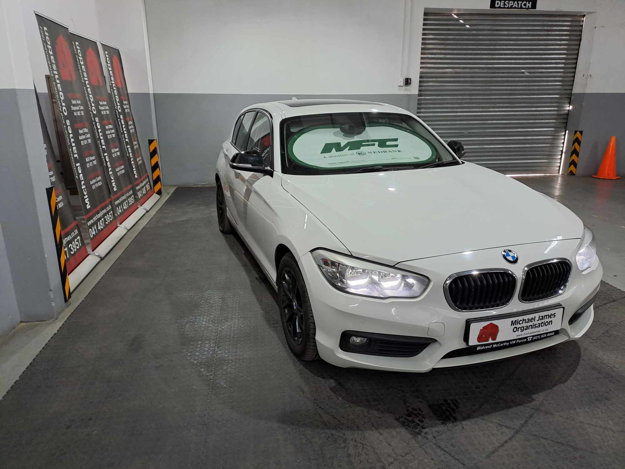 2016 BMW 118i 5DR A/T (F20) thumbnail 5