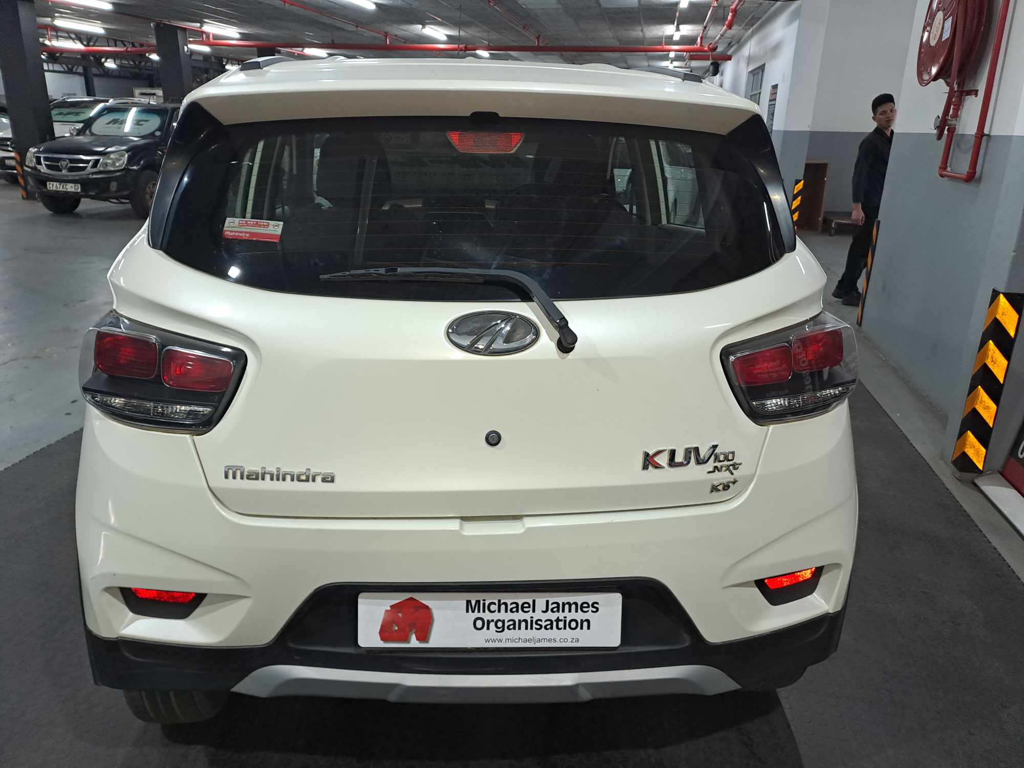 2018 MAHINDRA KUV 100 1.2 K6+ NXT thumbnail 7