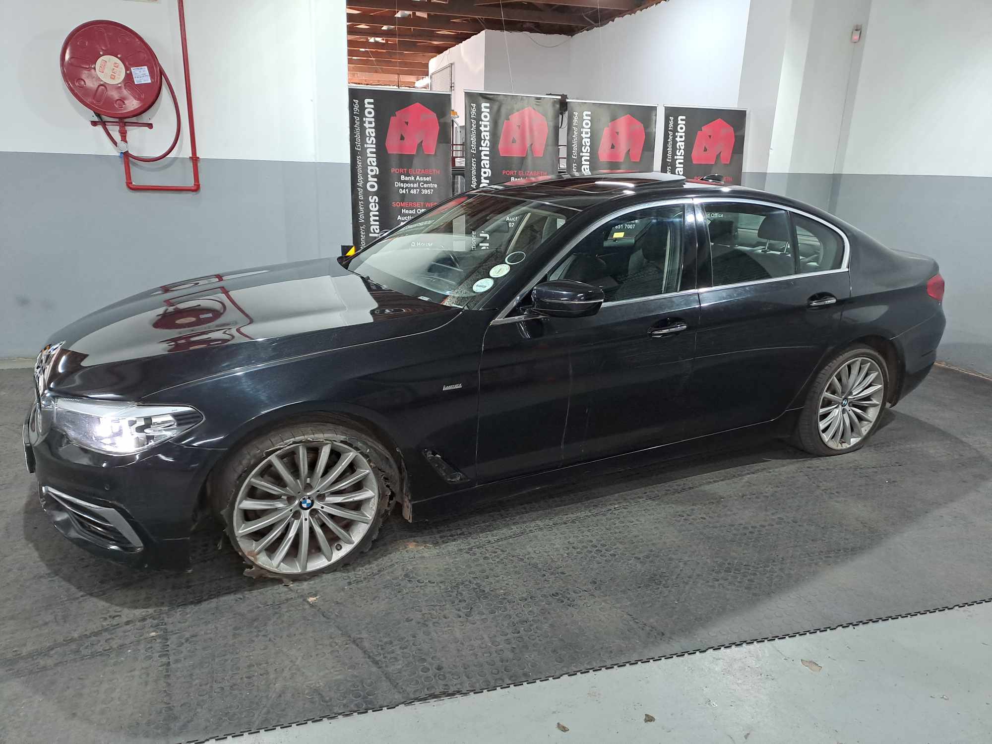 2017 BMW 520D A/T LUXURY LINE (G30) thumbnail 2