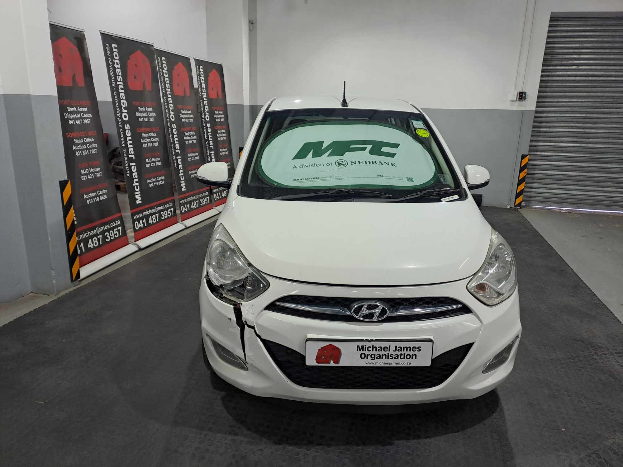 2015 HYUNDAI i10 1.1 GLS/MOTION thumbnail 7