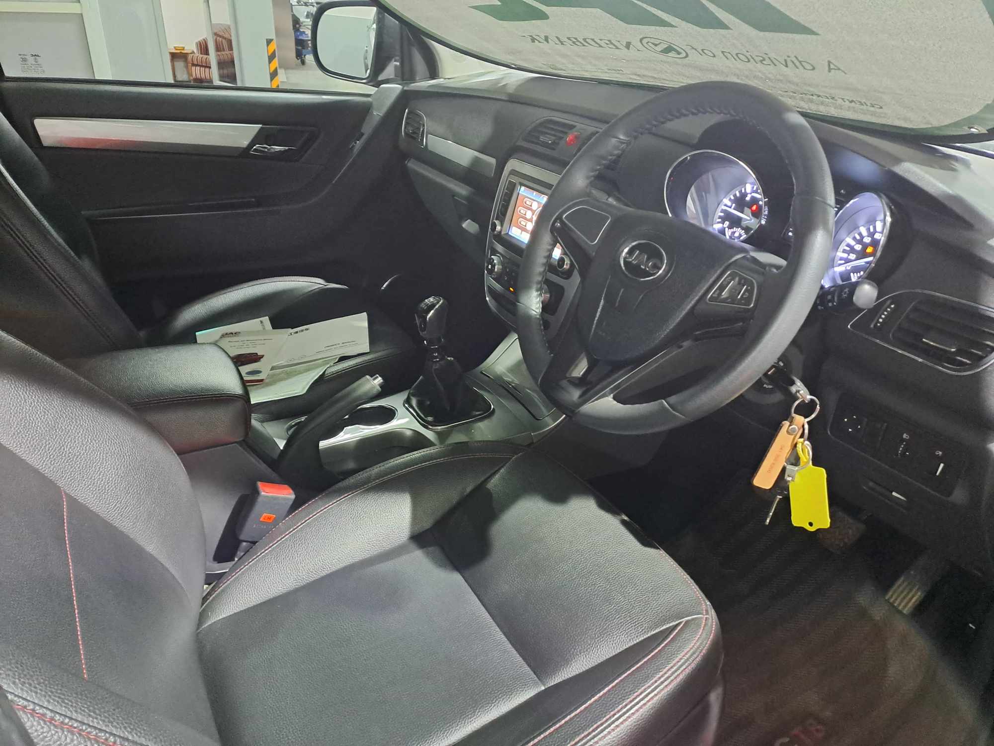 2021 JAC T8 1.9TDI LUX P/U D/C thumbnail 4
