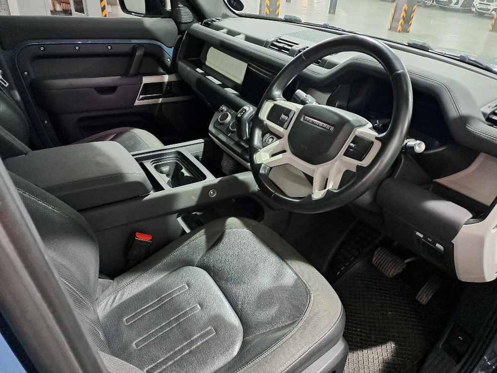 2021 LAND ROVER DEFENDER 110 D240 SE (177KW) thumbnail 4