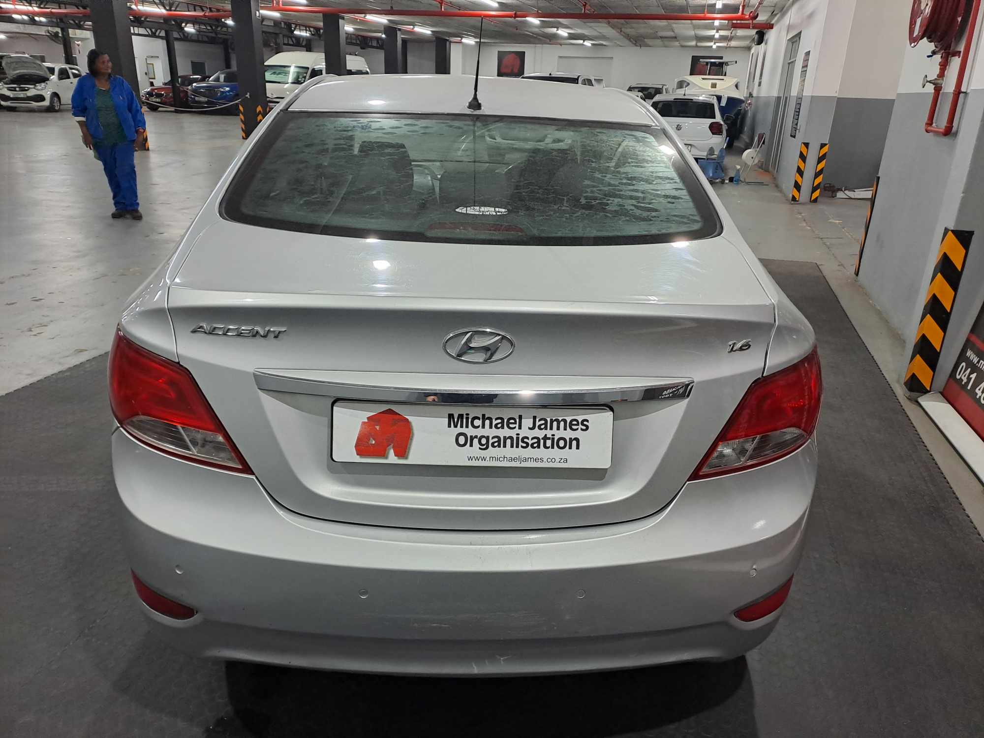 2015 HYUNDAI ACCENT 1.6 GL thumbnail 5