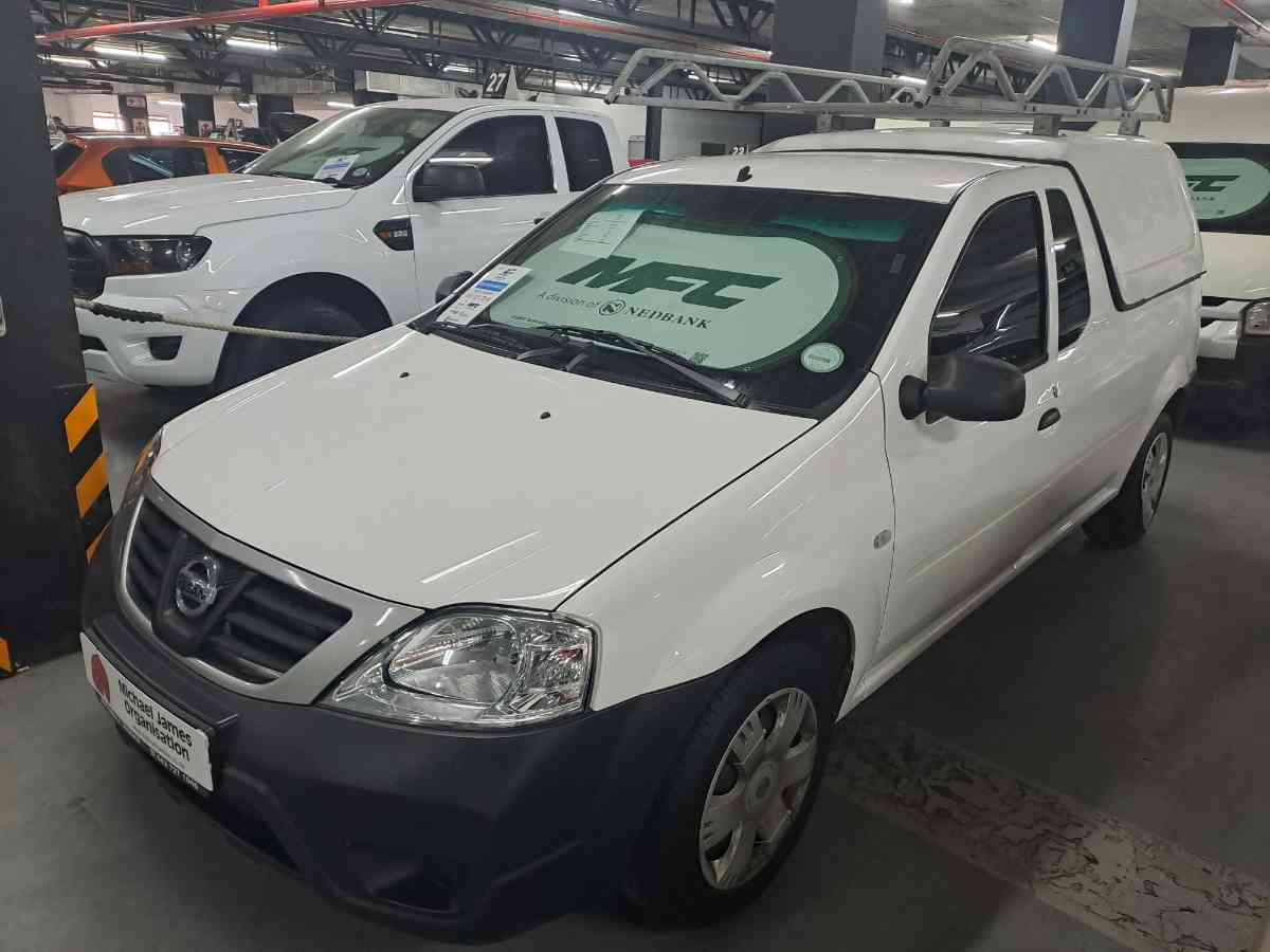 2022 NISSAN NP200 1.6 AC SAFETY PACK P/U SC