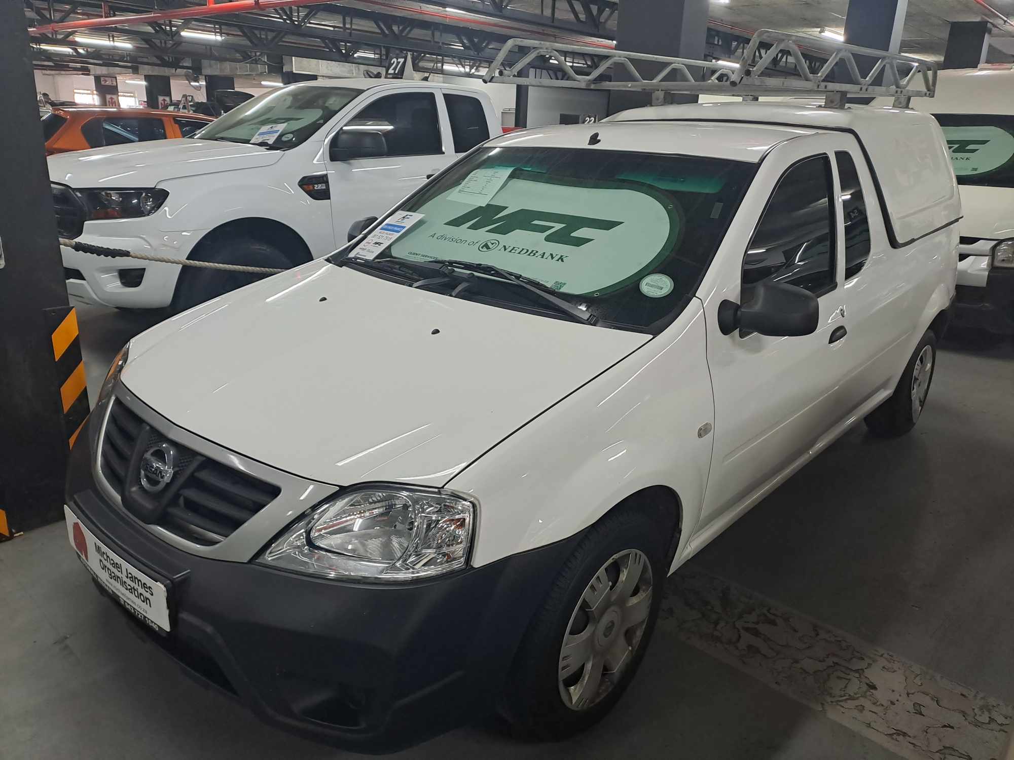 2022 NISSAN NP200 1.6 AC SAFETY PACK P/U SC thumbnail 4