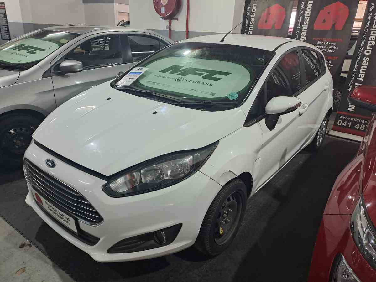 2015 FORD FIESTA 1.4 TREND 5DR
