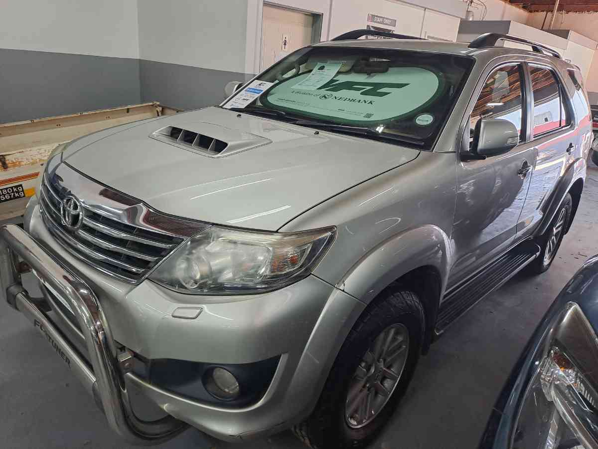2014 TOYOTA FORTUNER 3.0 D-4D 4X4 A/T