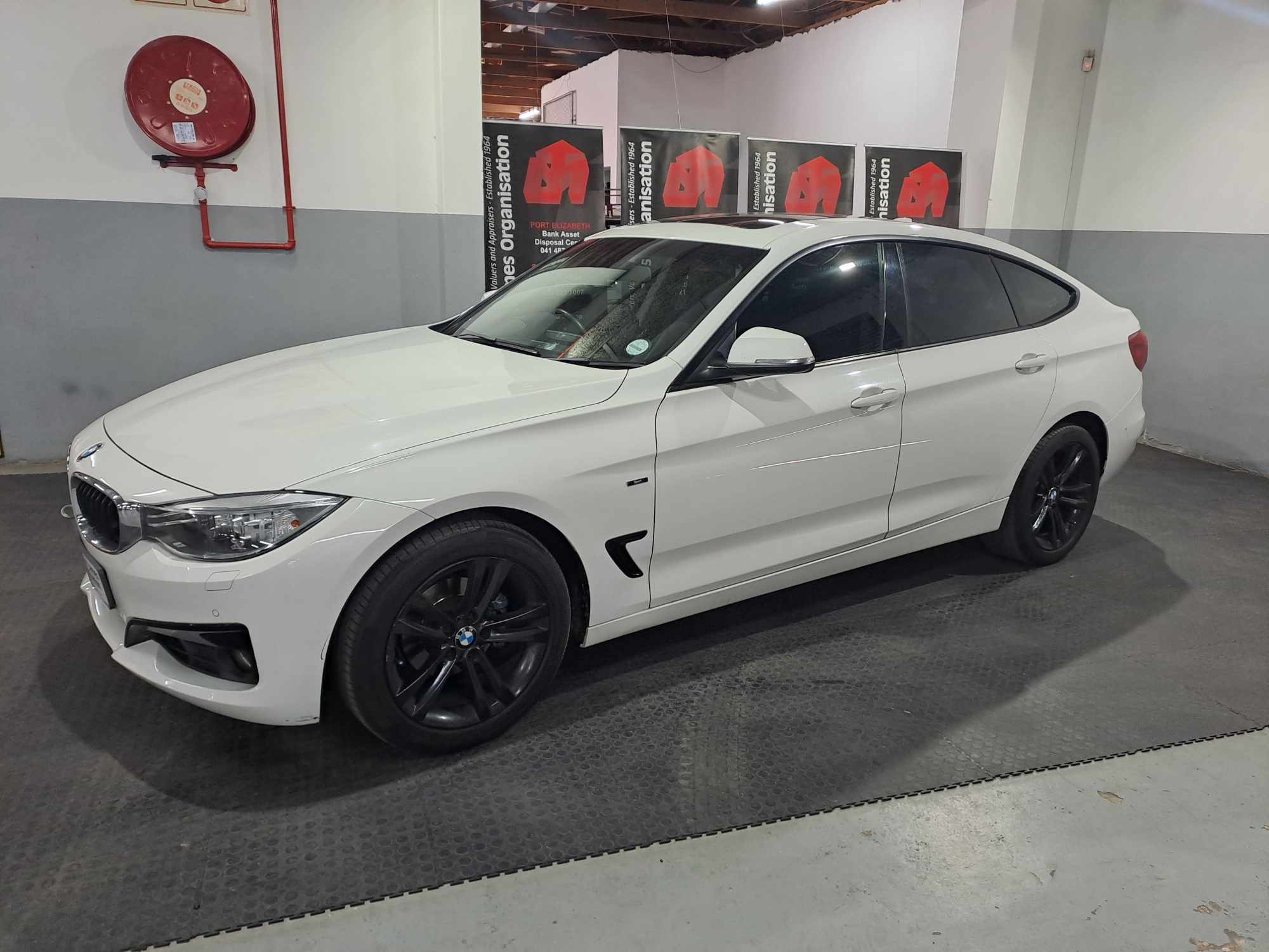 2015 BMW 320i GT SPORT LINE A/T (F34) thumbnail 6