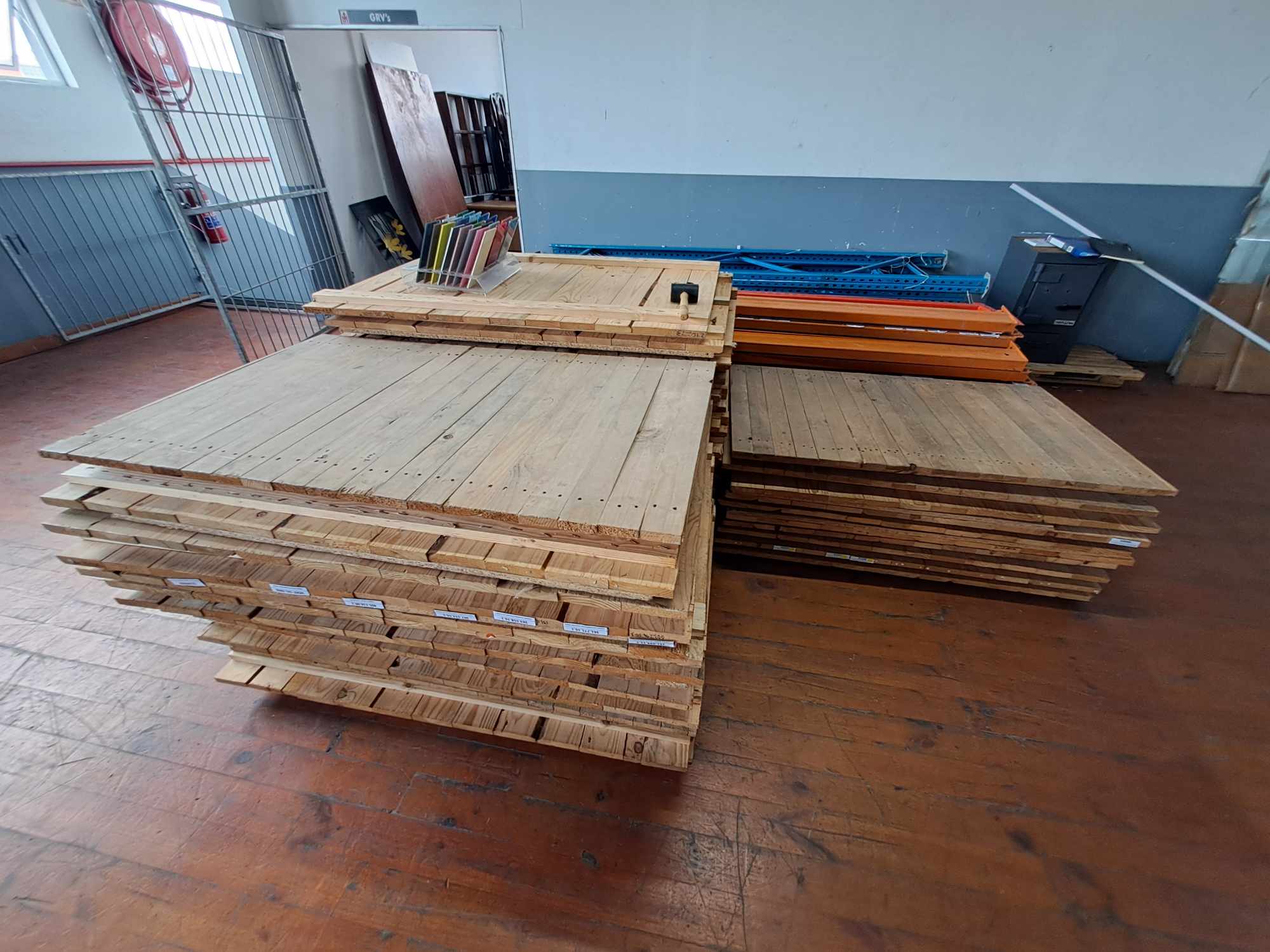 Household Furniture, Appliances, Building Materials and More thumbnail 24