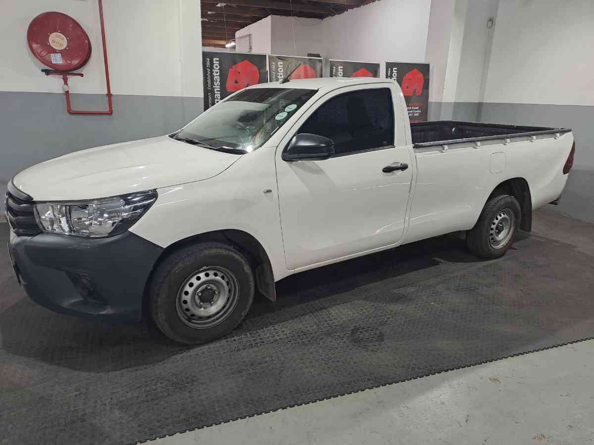 2023 TOYOTA HILUX 2.4 GD S A/C P/U S/C