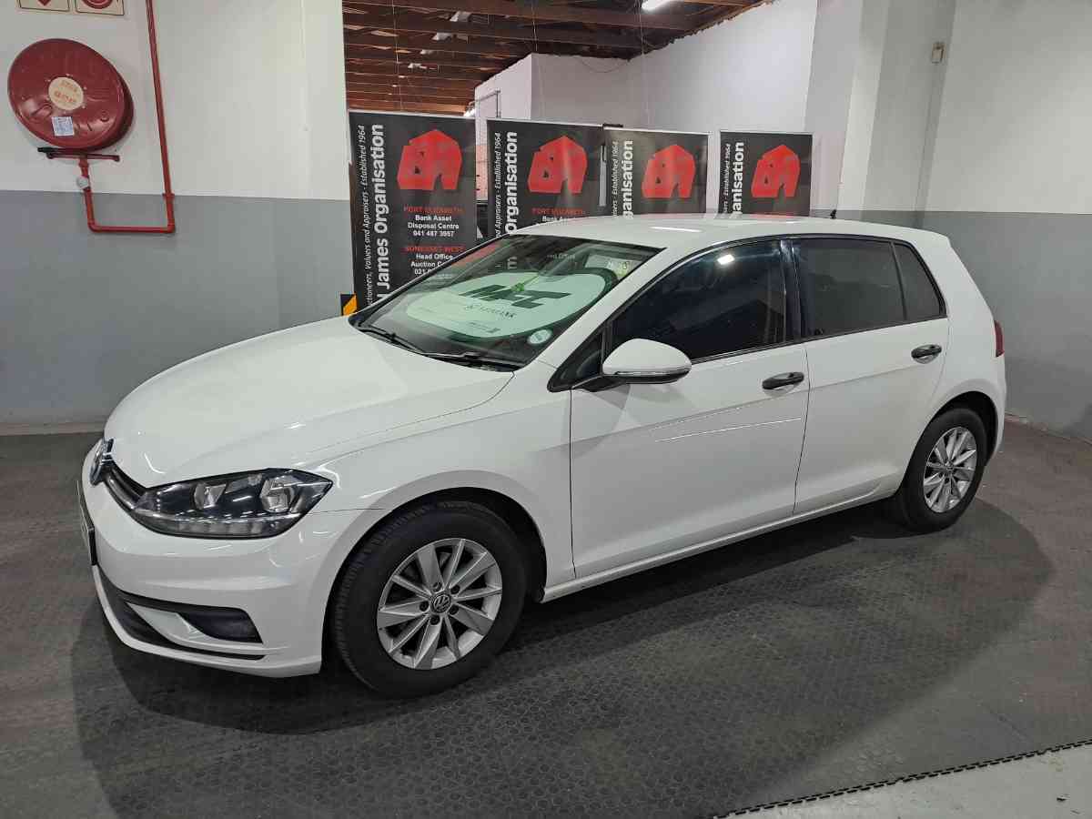 2017 VOLKSWAGEN GOLF VII 1.0 TSI TRENDLINE