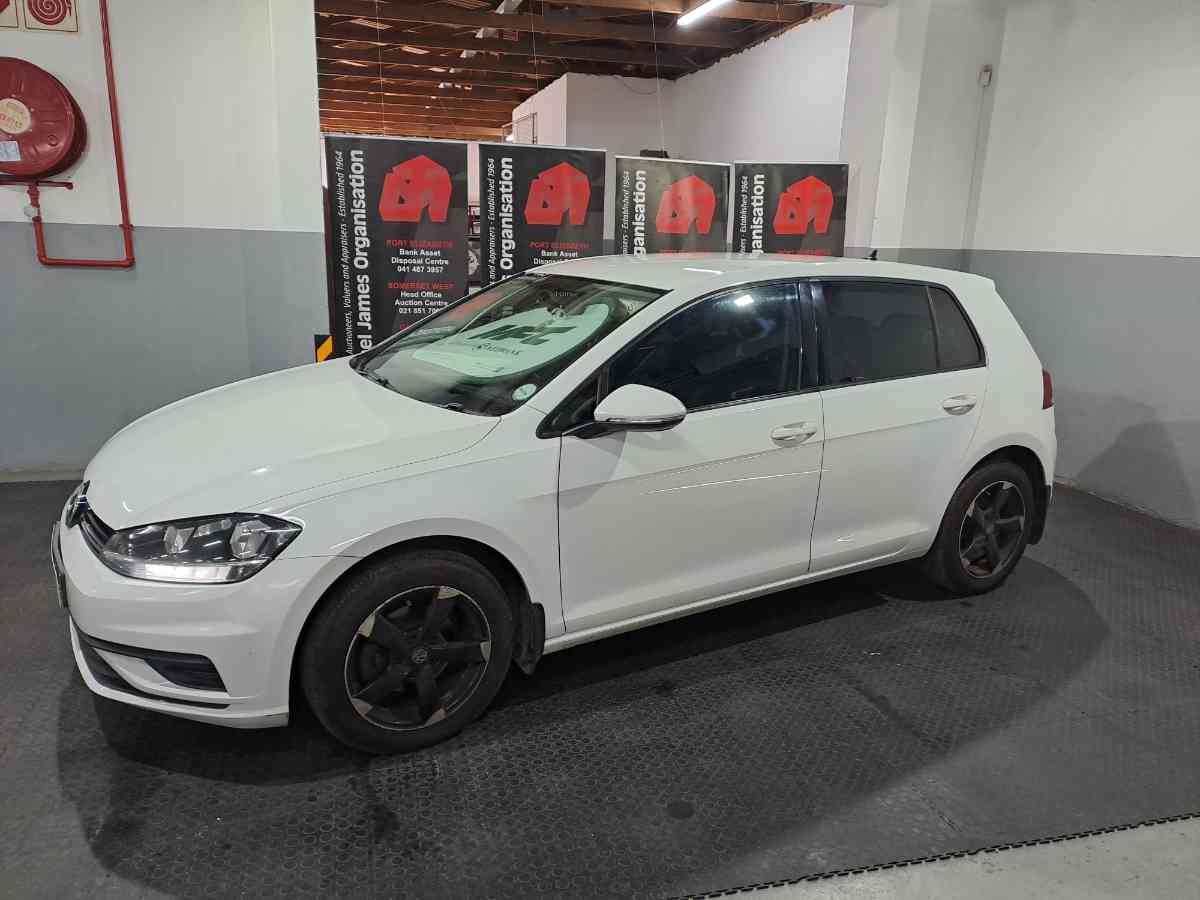 2018 VOLKSWAGEN GOLF VII 1.0 TSI TRENDLINE