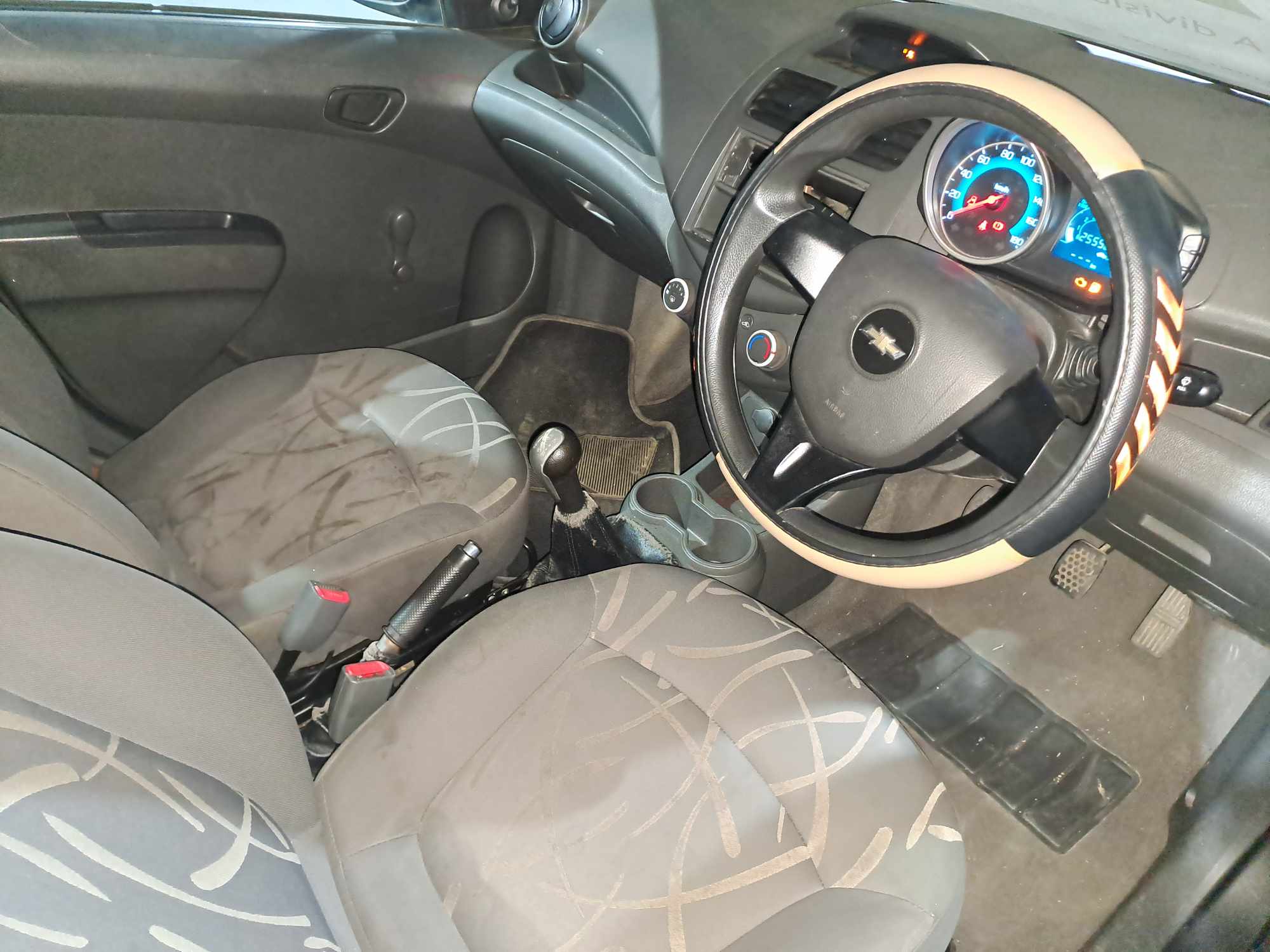 2015 CHEVROLET SPARK 1.2 CAMPUS/CURVE 5DR thumbnail 4