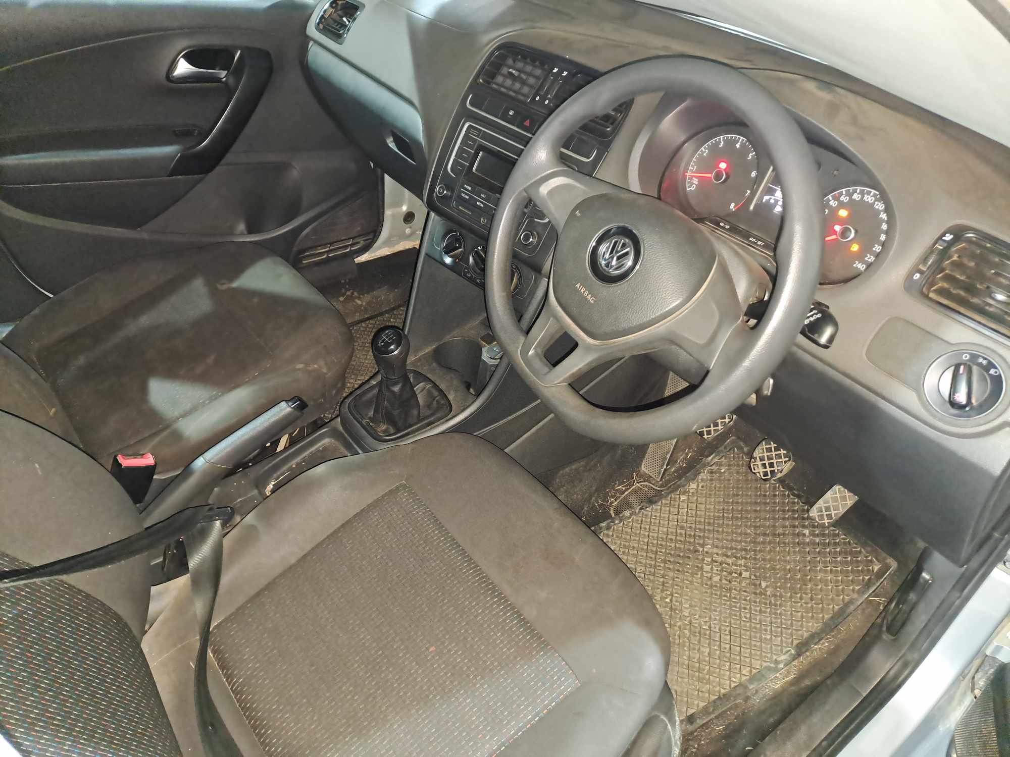 2021 VOLKSWAGEN POLO VIVO 1.4 TRENDLINE (5DR) thumbnail 4