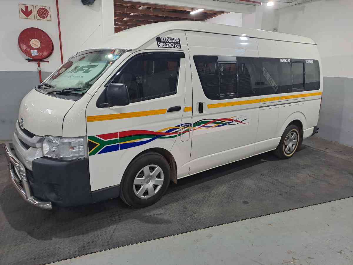 2022 TOYOTA QUANTUM/HIACE 2.5 D-4D SESFIKILE 16S