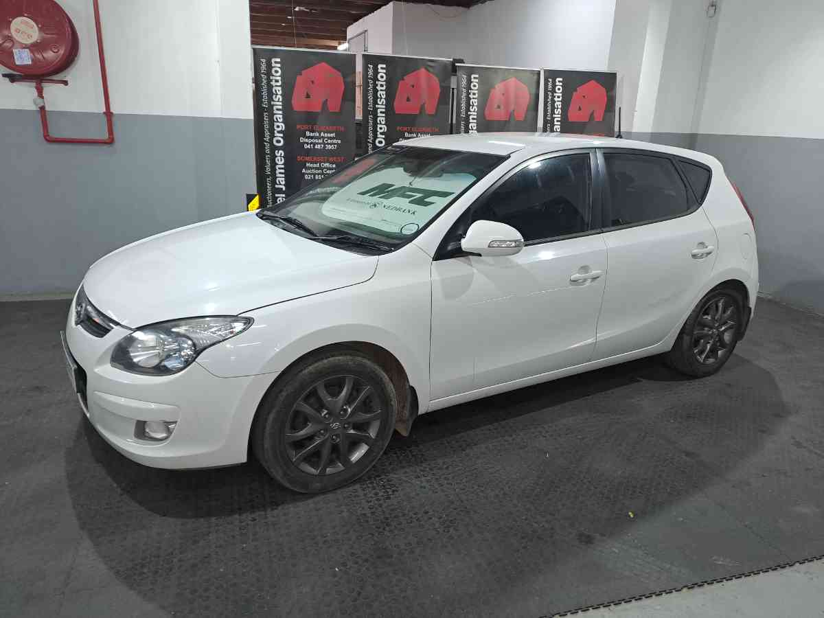 2011 HYUNDAI I30 1.6