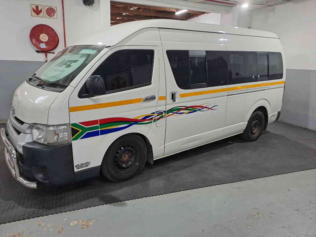 2023 TOYOTA QUANTUM/HIACE 2.5 D-4D SESFIKILE 16S