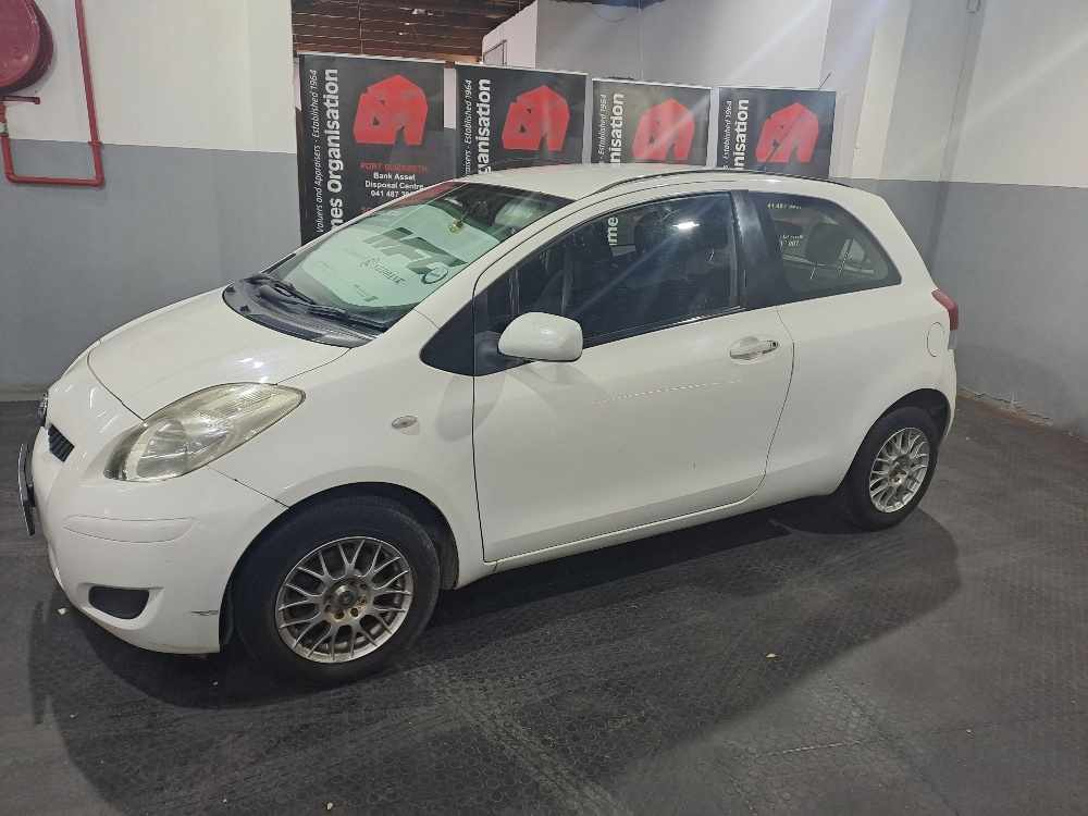 2010 TOYOTA YARIS T1 3DR A/C thumbnail 6