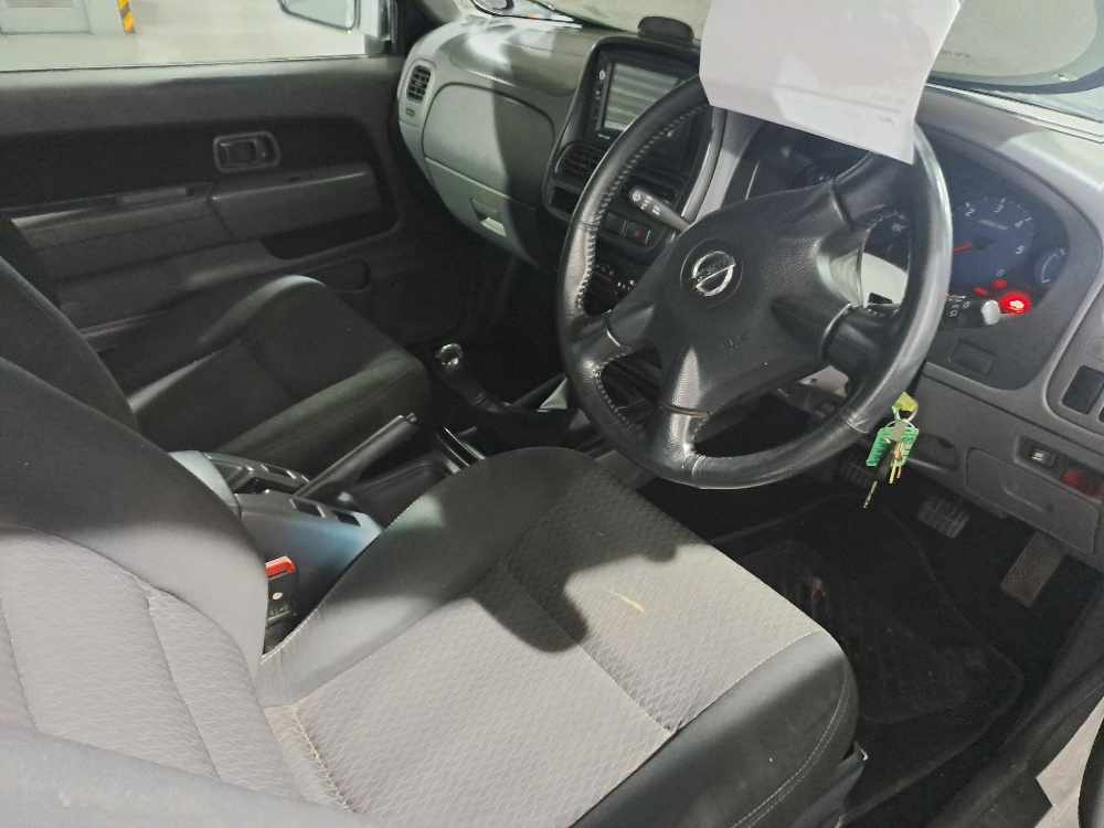 2020 NISSAN HARDBODY NP300 2.5 TDI HI RIDER P/U D/C thumbnail 4