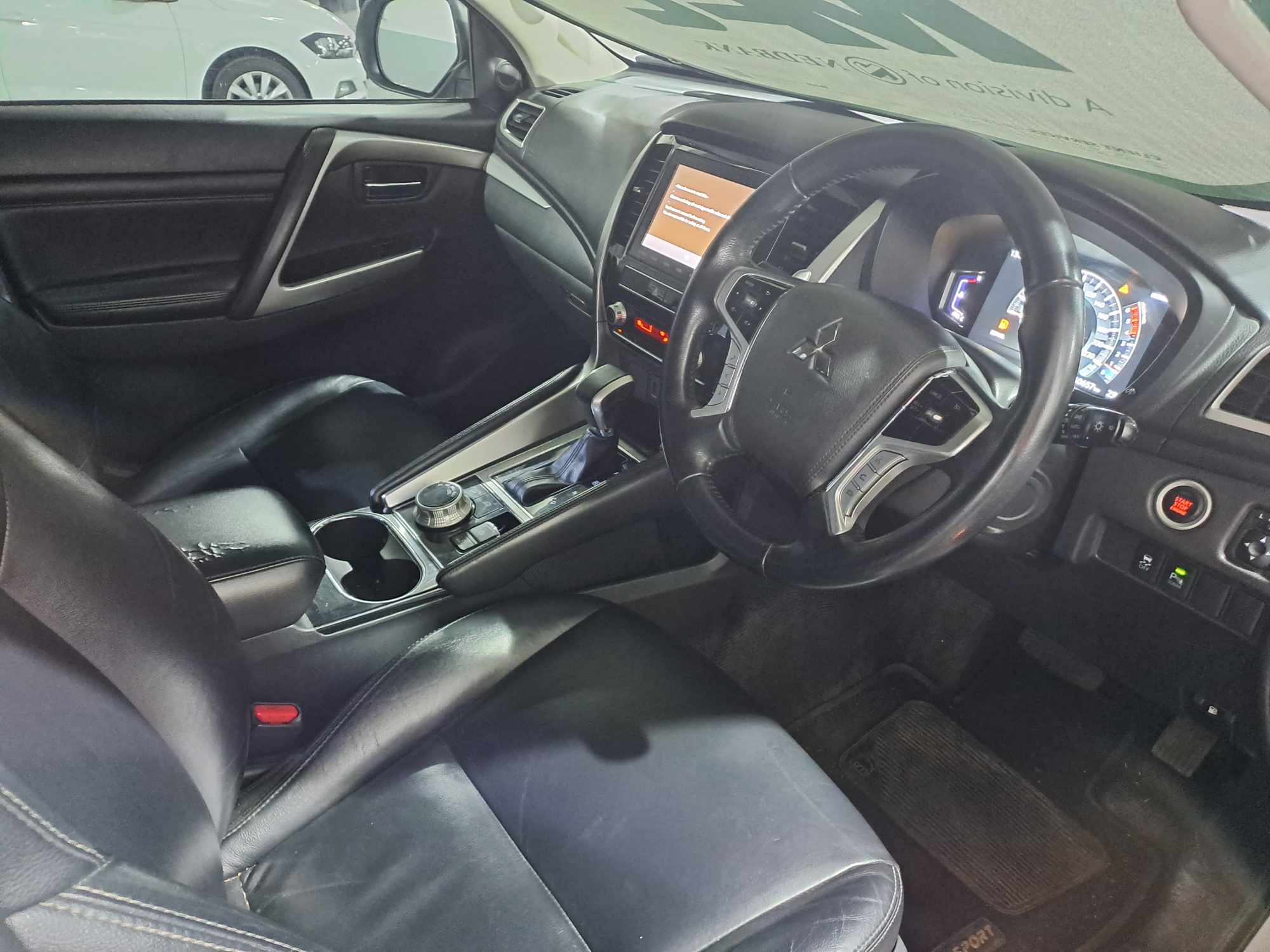 2022 MITSUBISHI PAJERO SPORT 2.4D 4X4 A/T thumbnail 4