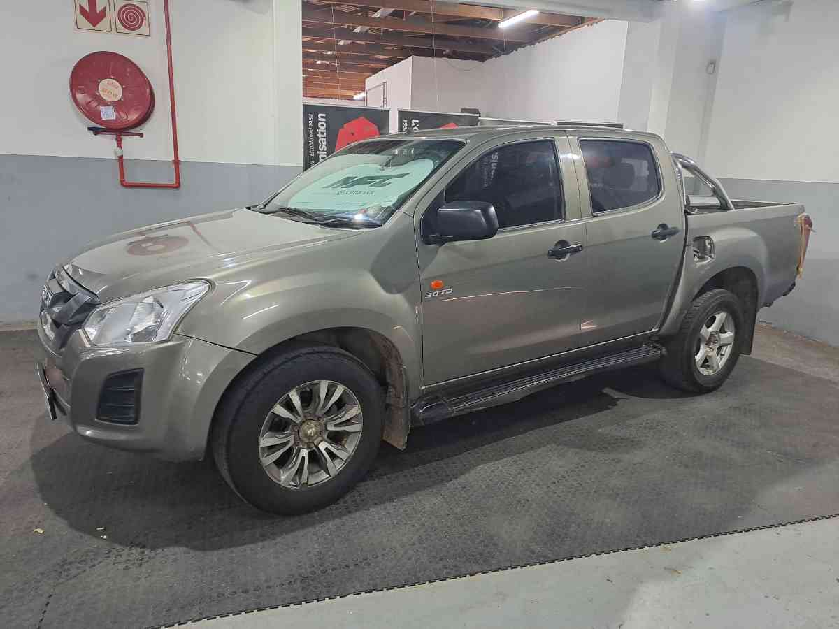 2021 ISUZU D-MAX 300 HI-RIDER A/T D/C P/U