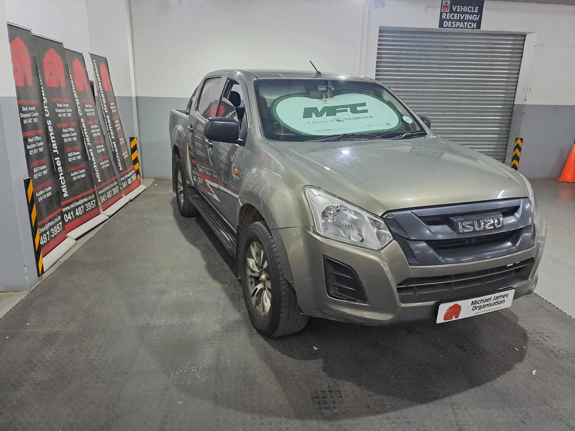 2021 ISUZU D-MAX 300 HI-RIDER A/T D/C P/U thumbnail 4