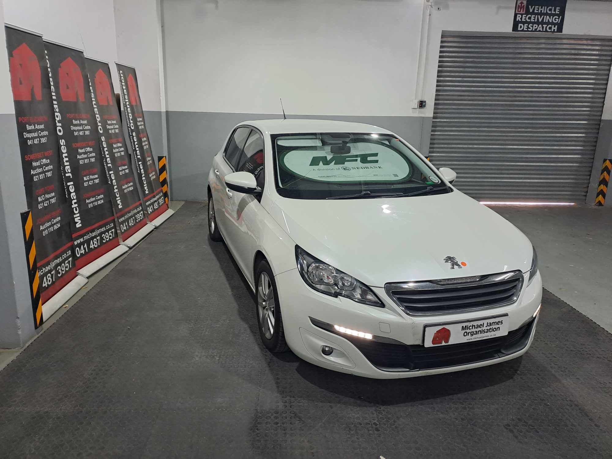 2016 PEUGEOT 308 1.2T PURETECH ACTIVE thumbnail 4