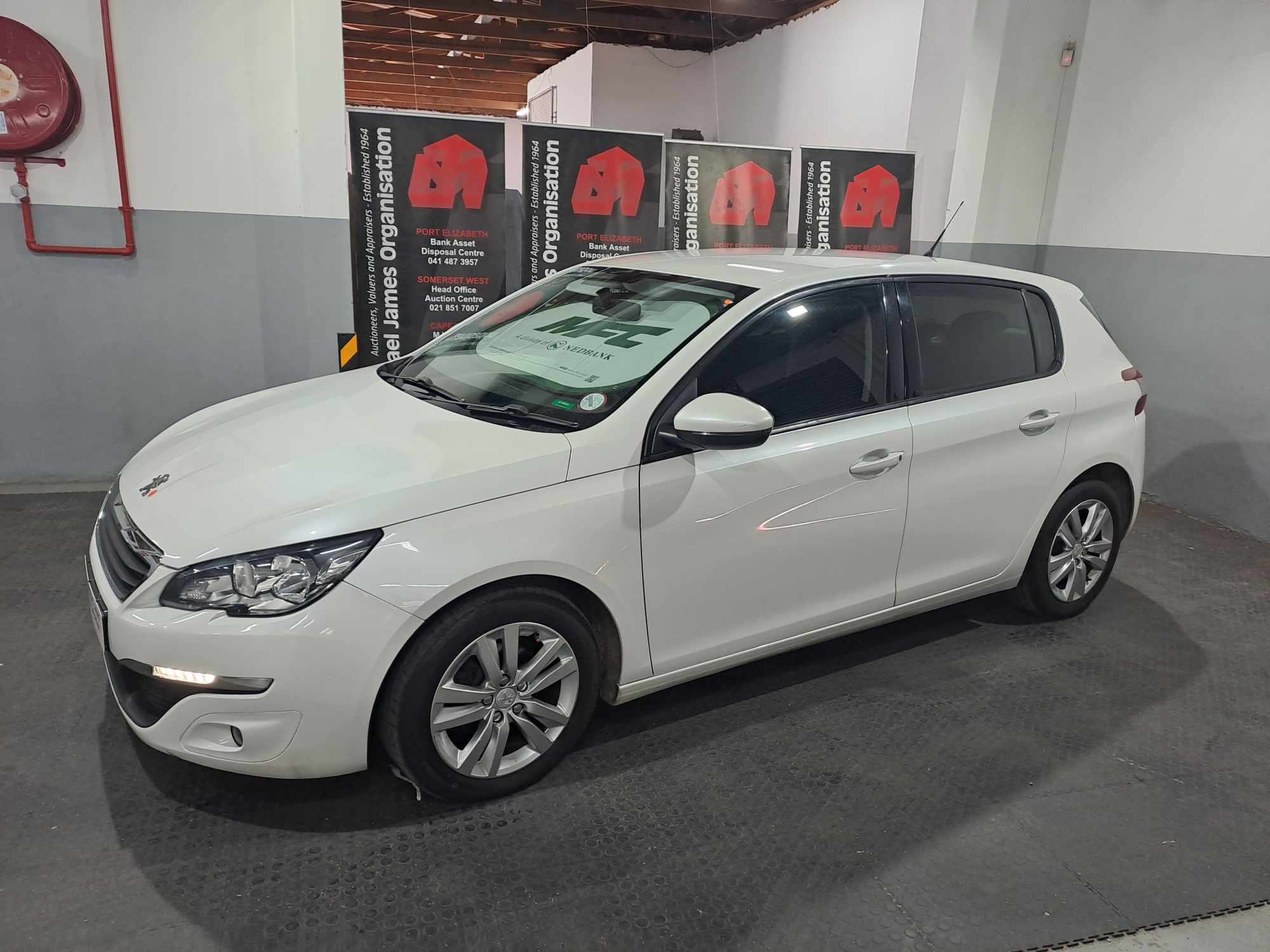 2016 PEUGEOT 308 1.2T PURETECH ACTIVE thumbnail 6