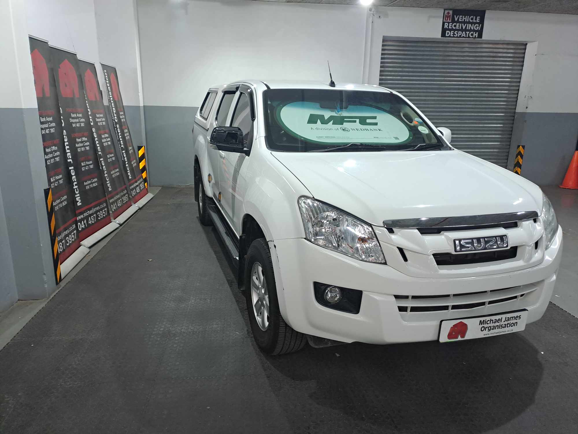2013 ISUZU KB 250 D-TEQ LE P/U D/C thumbnail 5