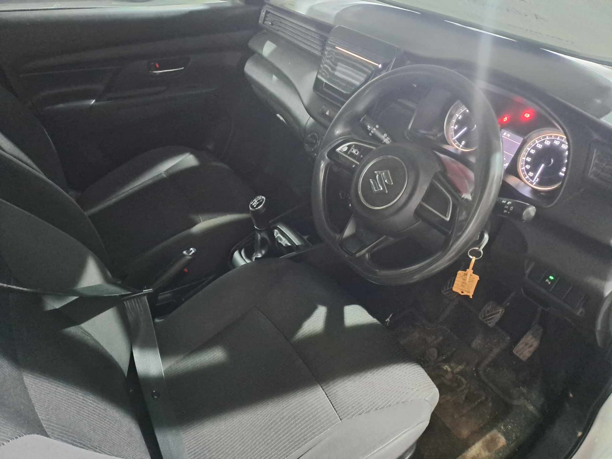 2021 SUZUKI ERTIGA 1.5 GL thumbnail 3
