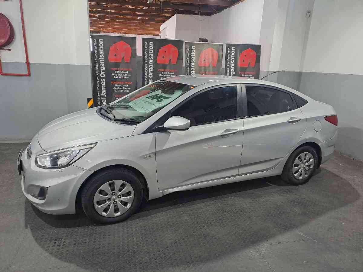 2016 HYUNDAI ACCENT 1.6 GL/MOTION