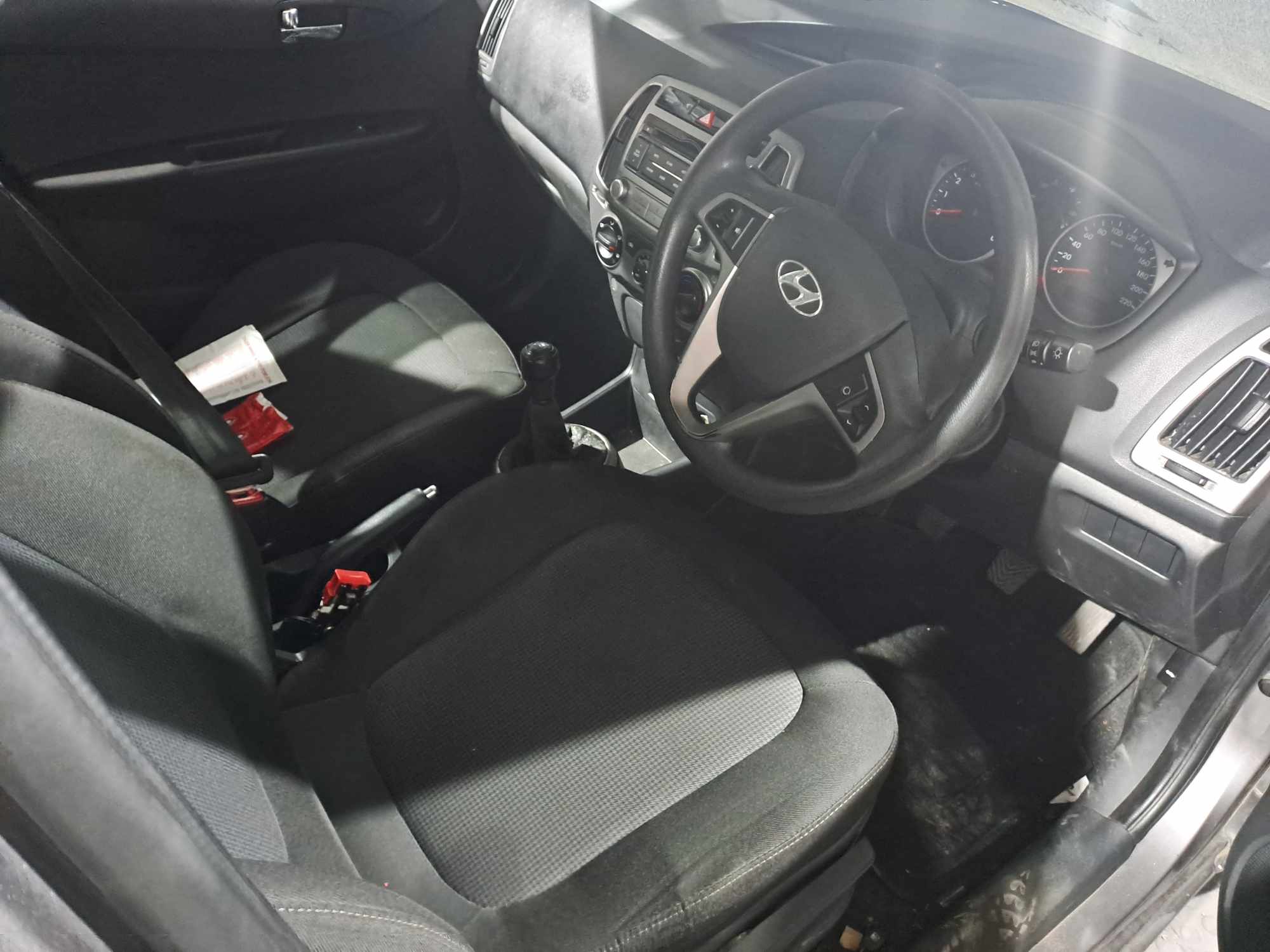 2015 HYUNDAI I20 1.2 MOTION thumbnail 3