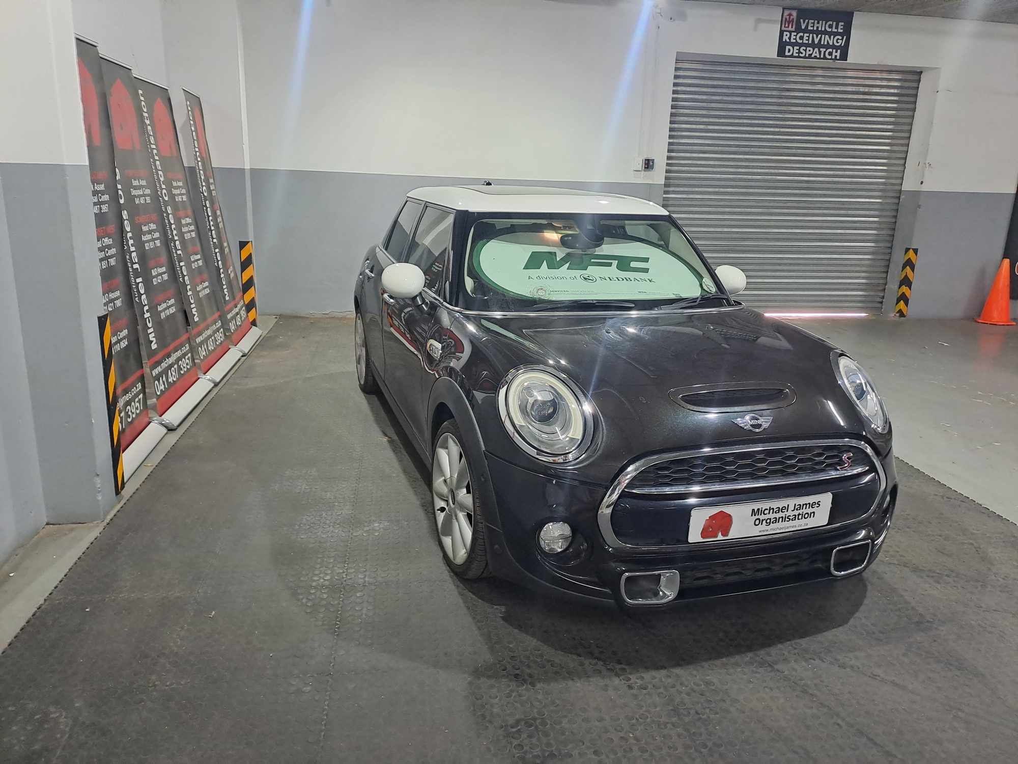 2014 MINI COOPER S 5DR A/T (XS72) thumbnail 4