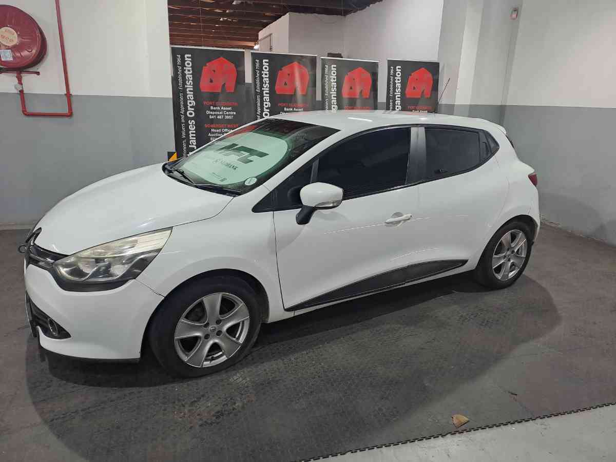 2016 RENAULT CLIO IV 900T EXPRESSION 5DR (66KW)